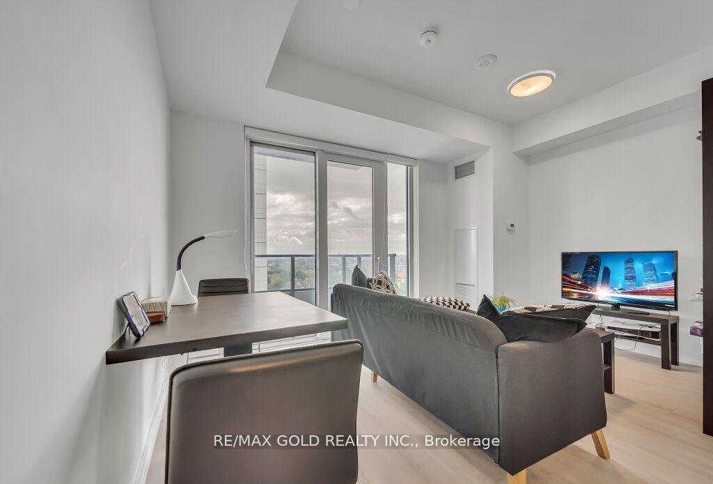Photo 70 of Unit 1405, 5 Wellington Street, Kitchener, Cherry Hill — HOMEH