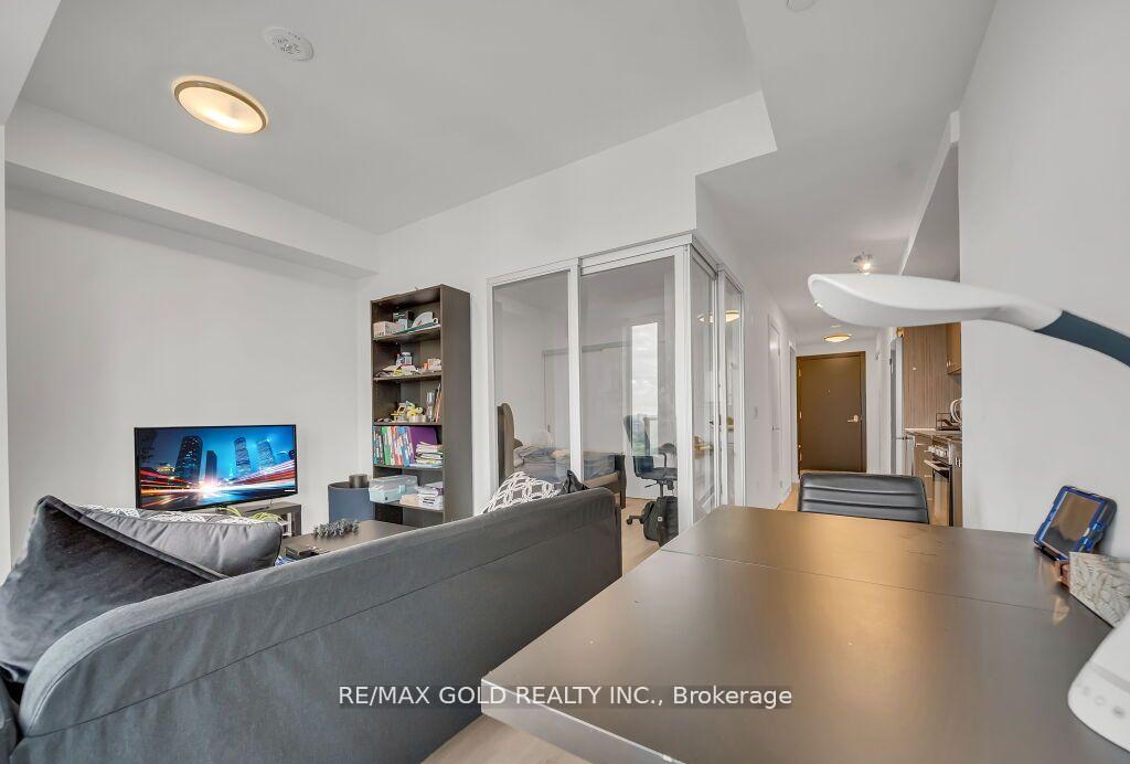 Photo 79 of Unit 1405, 5 Wellington Street, Kitchener, Cherry Hill — HOMEH
