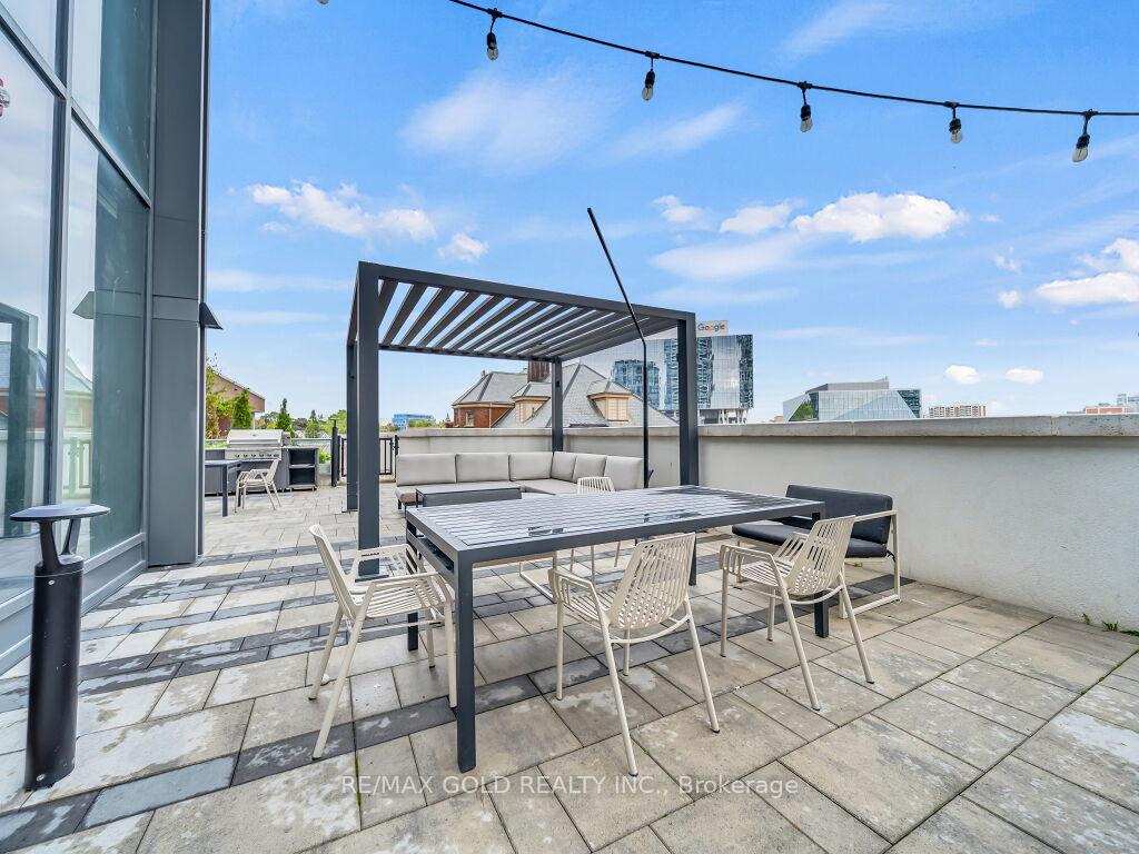 Photo 13 of Unit 1405, 5 Wellington Street, Kitchener, Cherry Hill — HOMEH