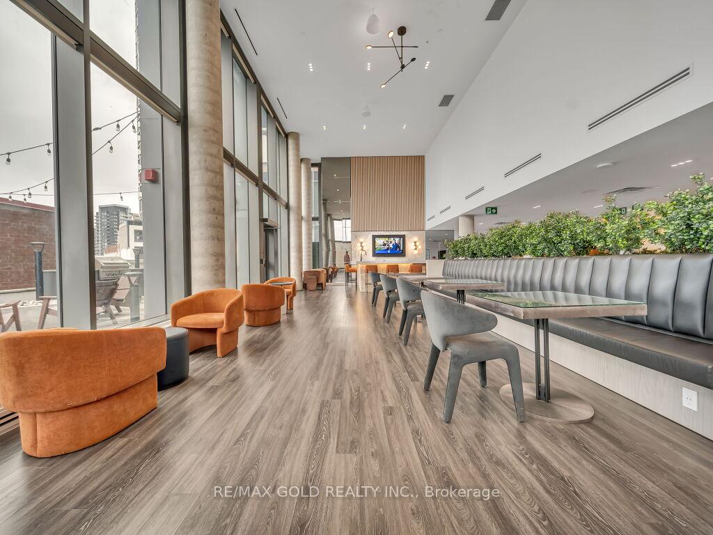 Photo 14 of Unit 1405, 5 Wellington Street, Kitchener, Cherry Hill — HOMEH