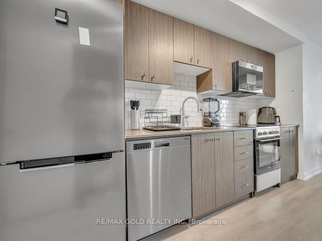 Photo 28 of Unit 1405, 5 Wellington Street, Kitchener, Cherry Hill — HOMEH