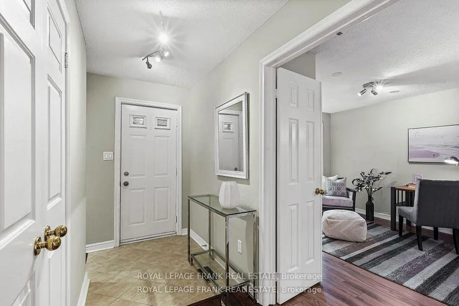 Photo 8 of Unit D-13, 1663 Nash Road, Clarington, Courtice — HOMEH