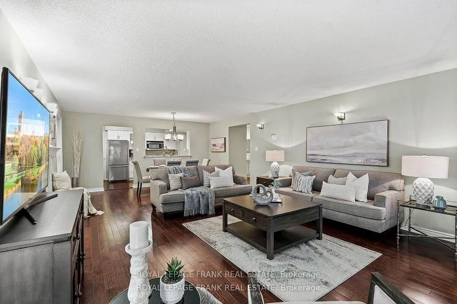 Photo 10 of Unit D-13, 1663 Nash Road, Clarington, Courtice — HOMEH