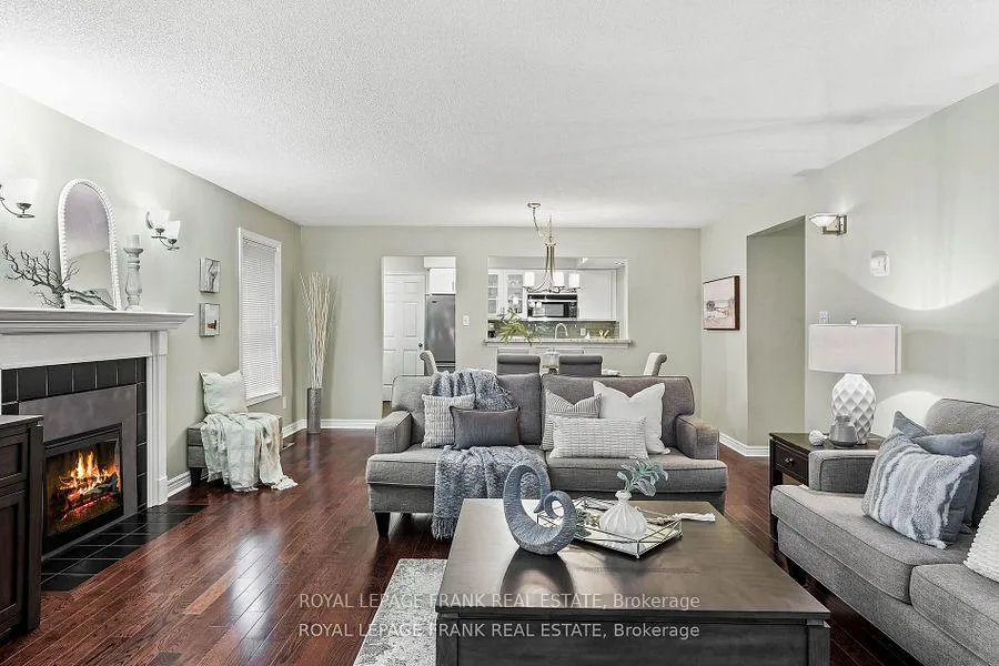 Photo 11 of Unit D-13, 1663 Nash Road, Clarington, Courtice — HOMEH