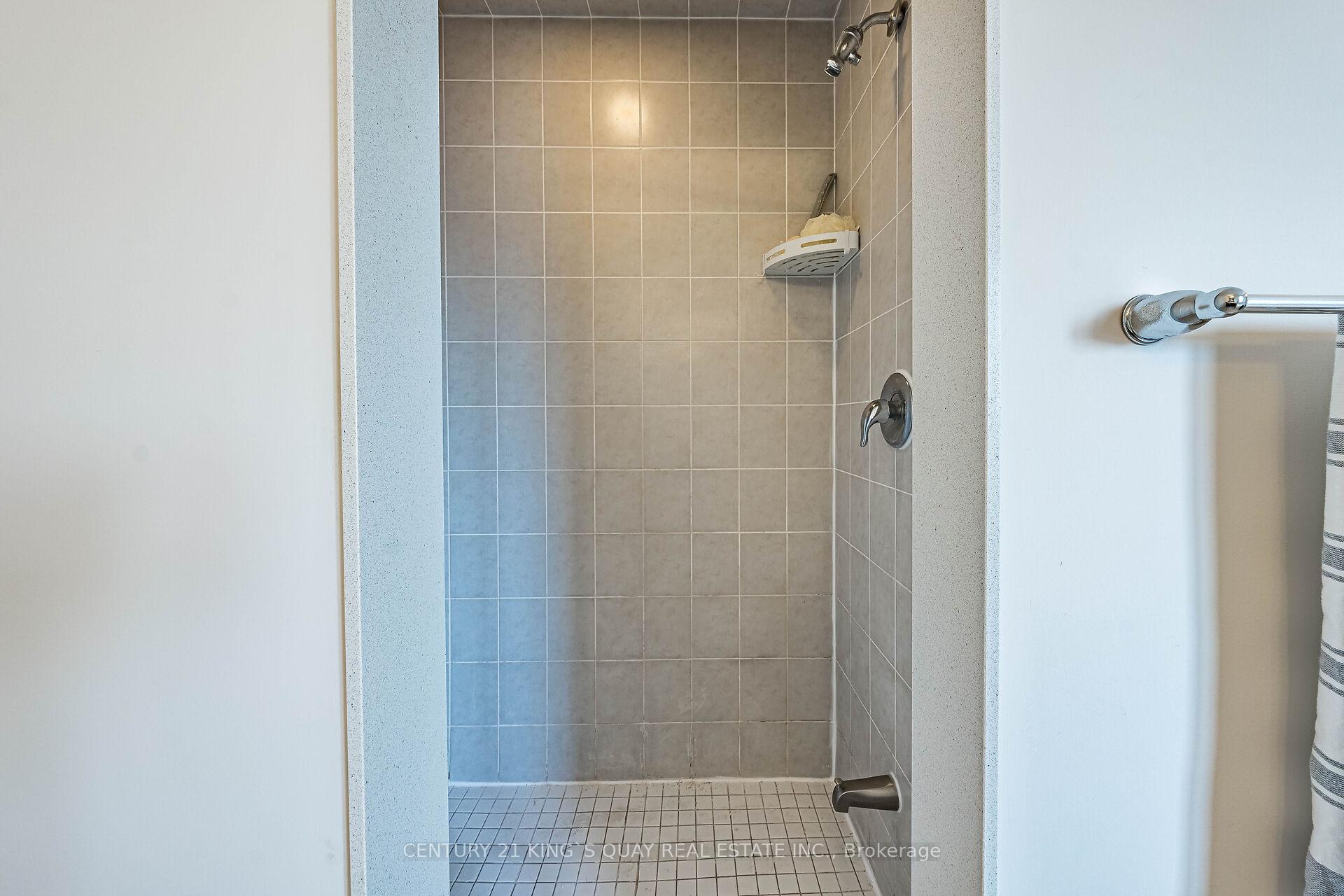 Photo 25 of 251 Cornell Park Avenue, Markham, Cornell — HOMEH
