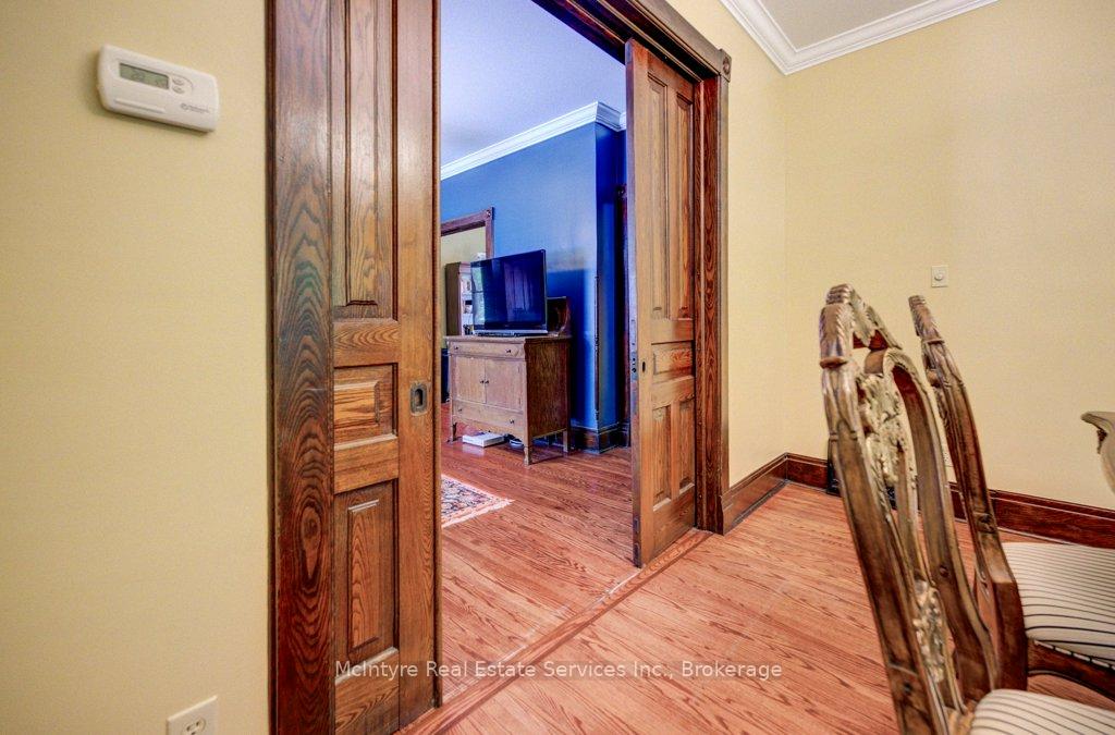 Photo 11 of 6 Tweed Street, Waterloo, Uptown Waterloo/North Ward — HOMEH