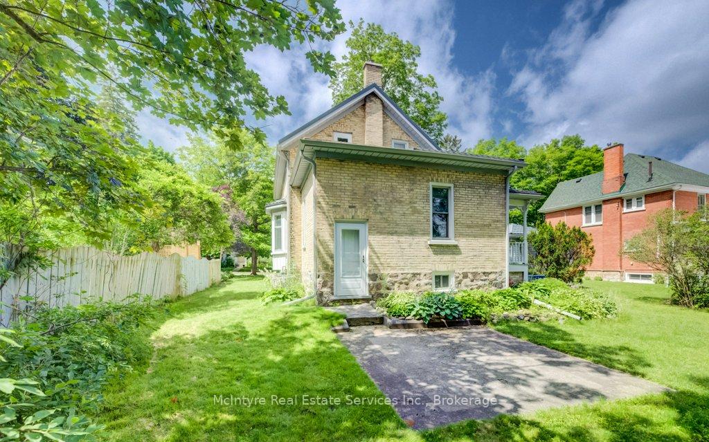 Photo 46 of 6 Tweed Street, Waterloo, Uptown Waterloo/North Ward — HOMEH