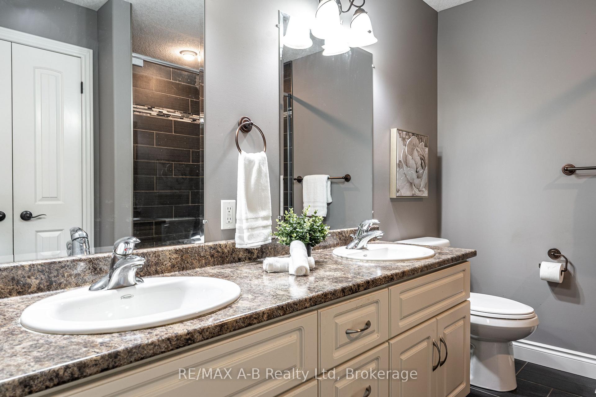 Photo 20 of 138 Millson Crescent, St. Marys — HOMEH