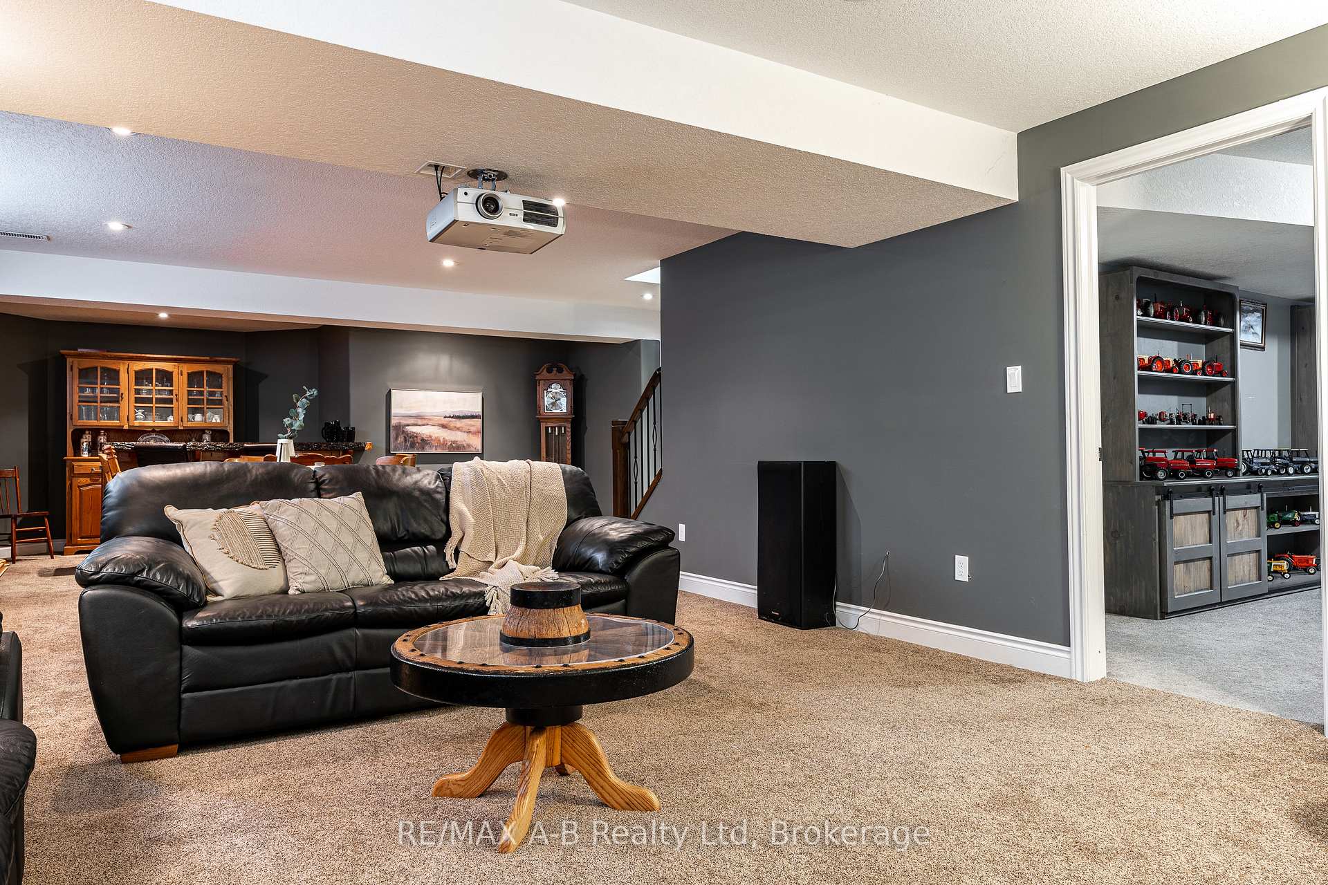 Photo 31 of 138 Millson Crescent, St. Marys — HOMEH