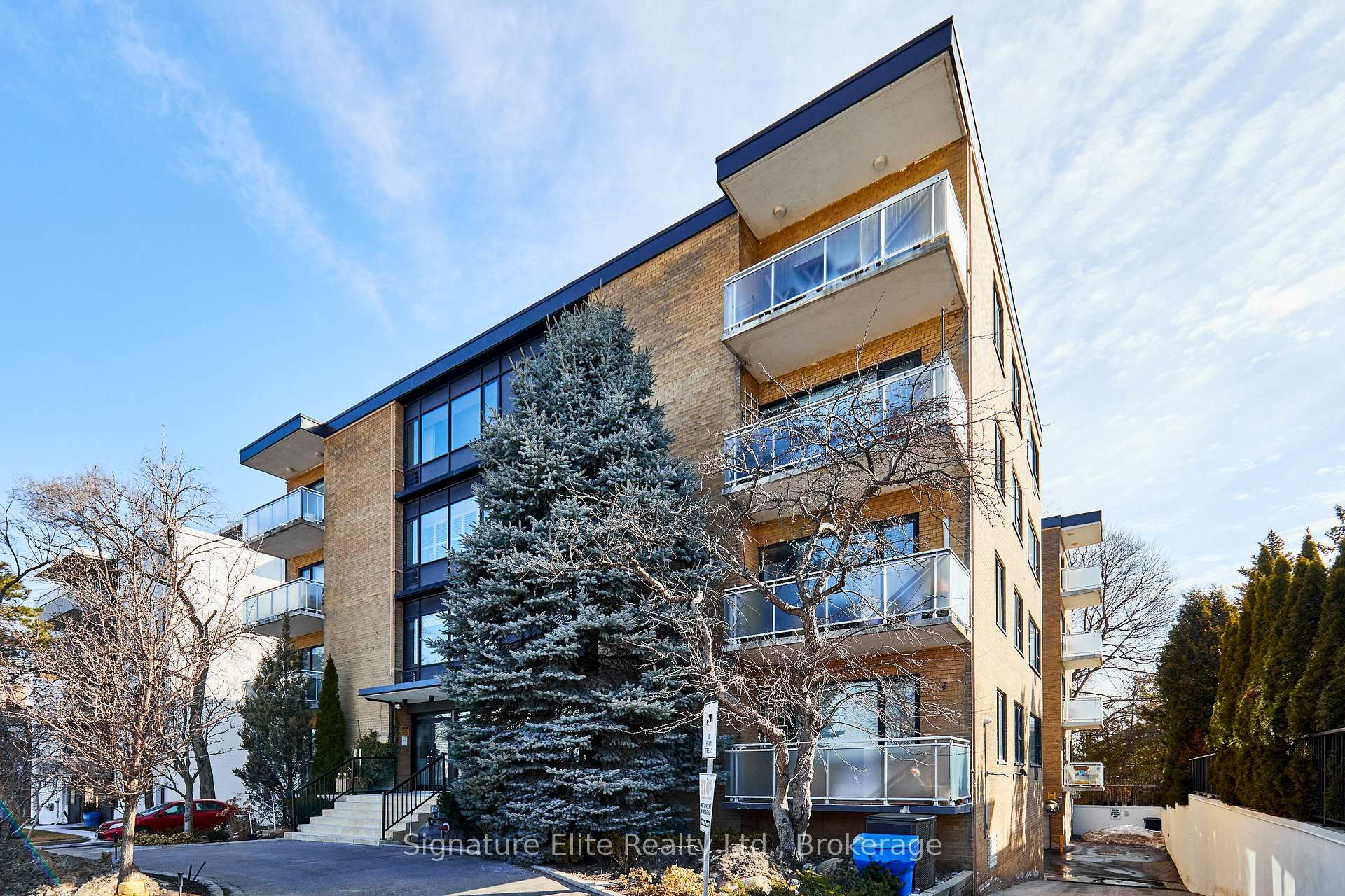 Photo 14 of Unit 405, 1901 Bayview Avenue, Toronto, Leaside — HOMEH