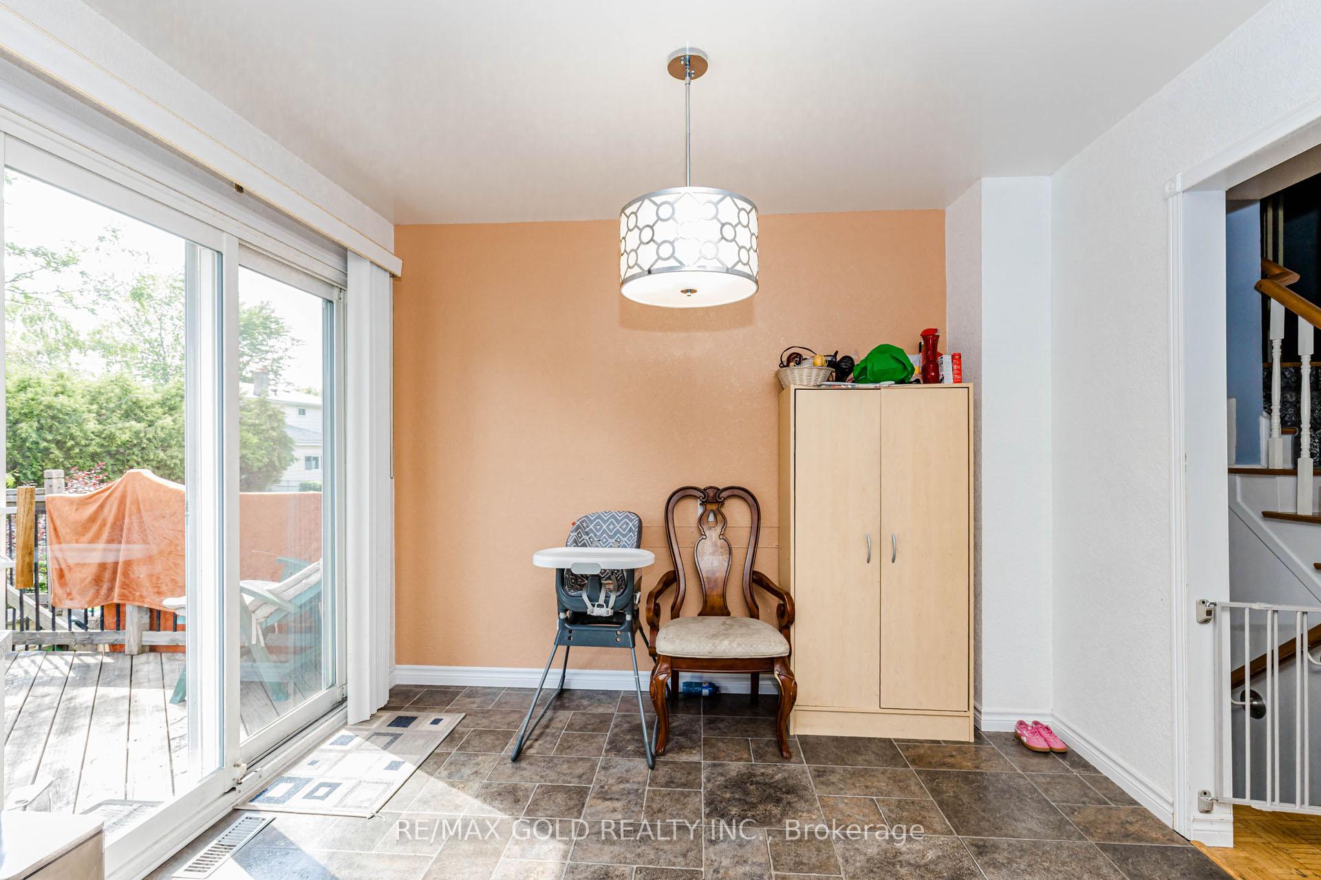 Photo 22 of 31 Gondola Crescent, Brampton, Northgate — HOMEH