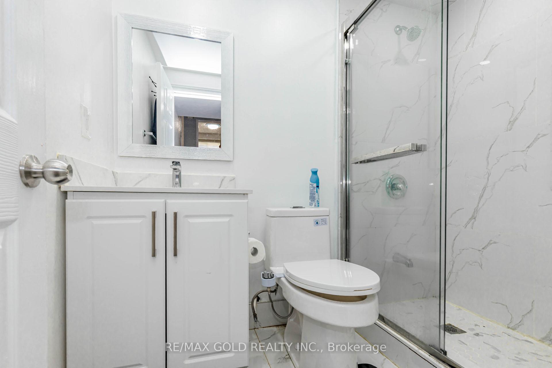 Photo 33 of 31 Gondola Crescent, Brampton, Northgate — HOMEH