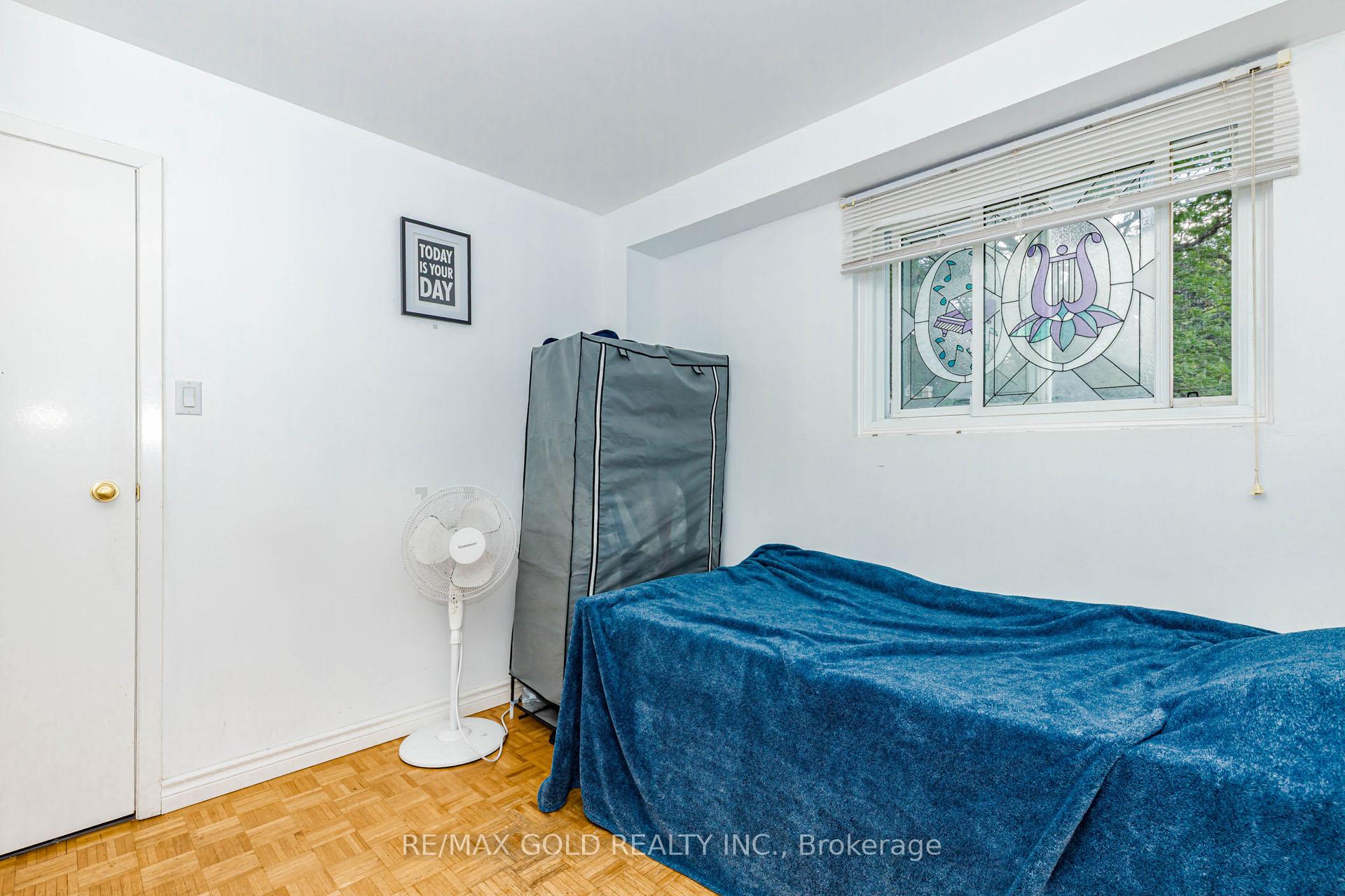 Photo 37 of 31 Gondola Crescent, Brampton, Northgate — HOMEH