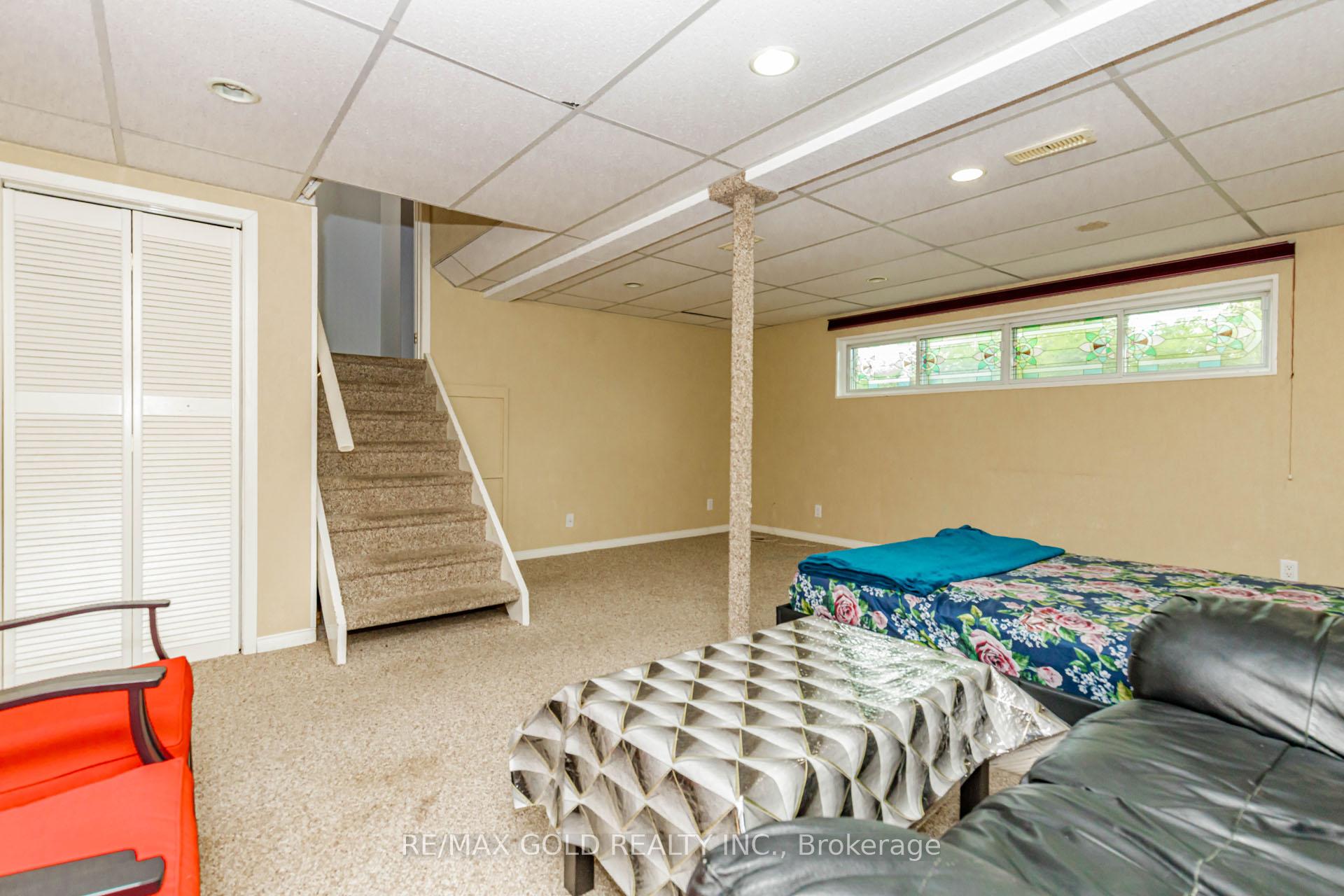 Photo 45 of 31 Gondola Crescent, Brampton, Northgate — HOMEH