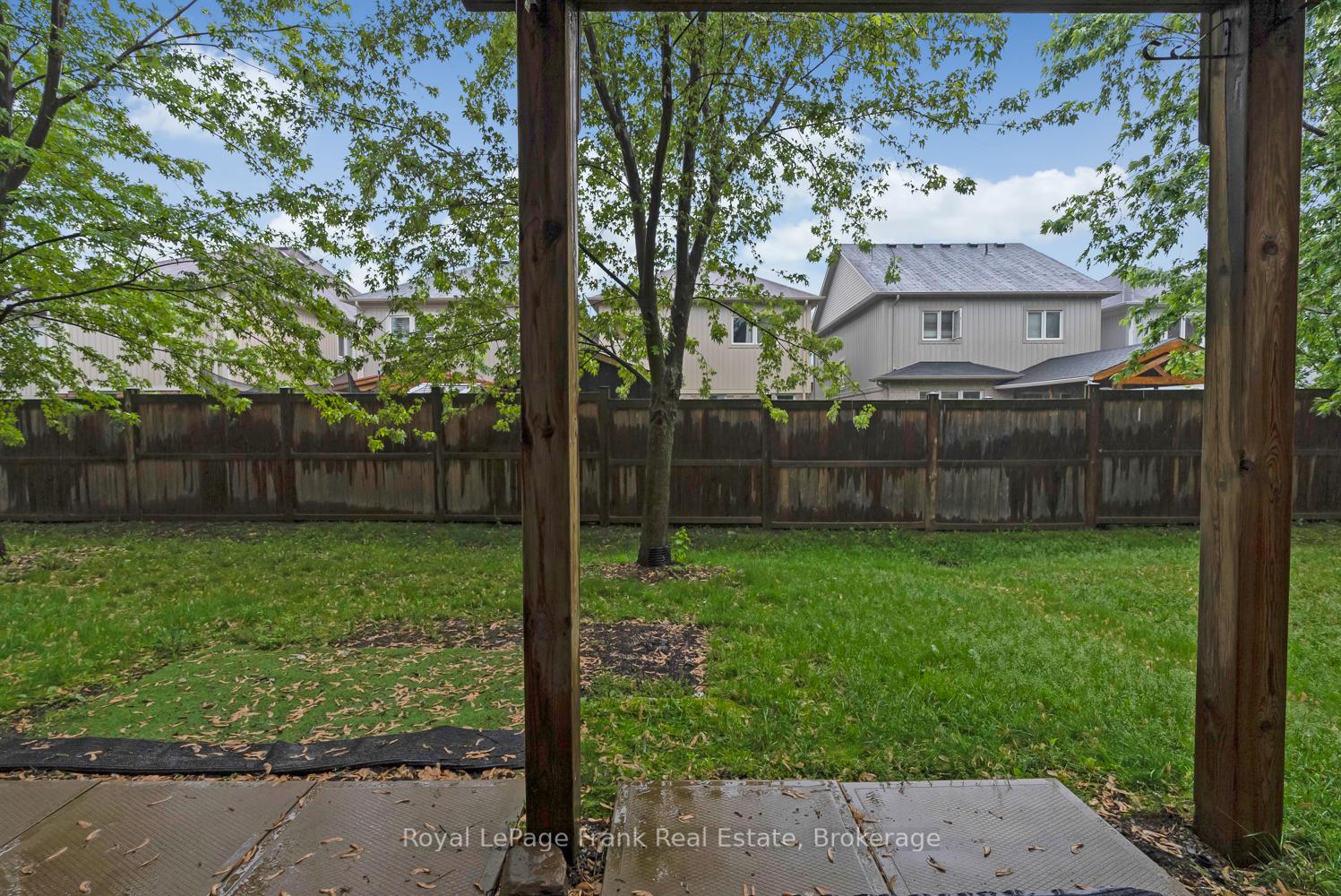 Photo 18 of 28 Katerson Lane, Clarington, Courtice — HOMEH