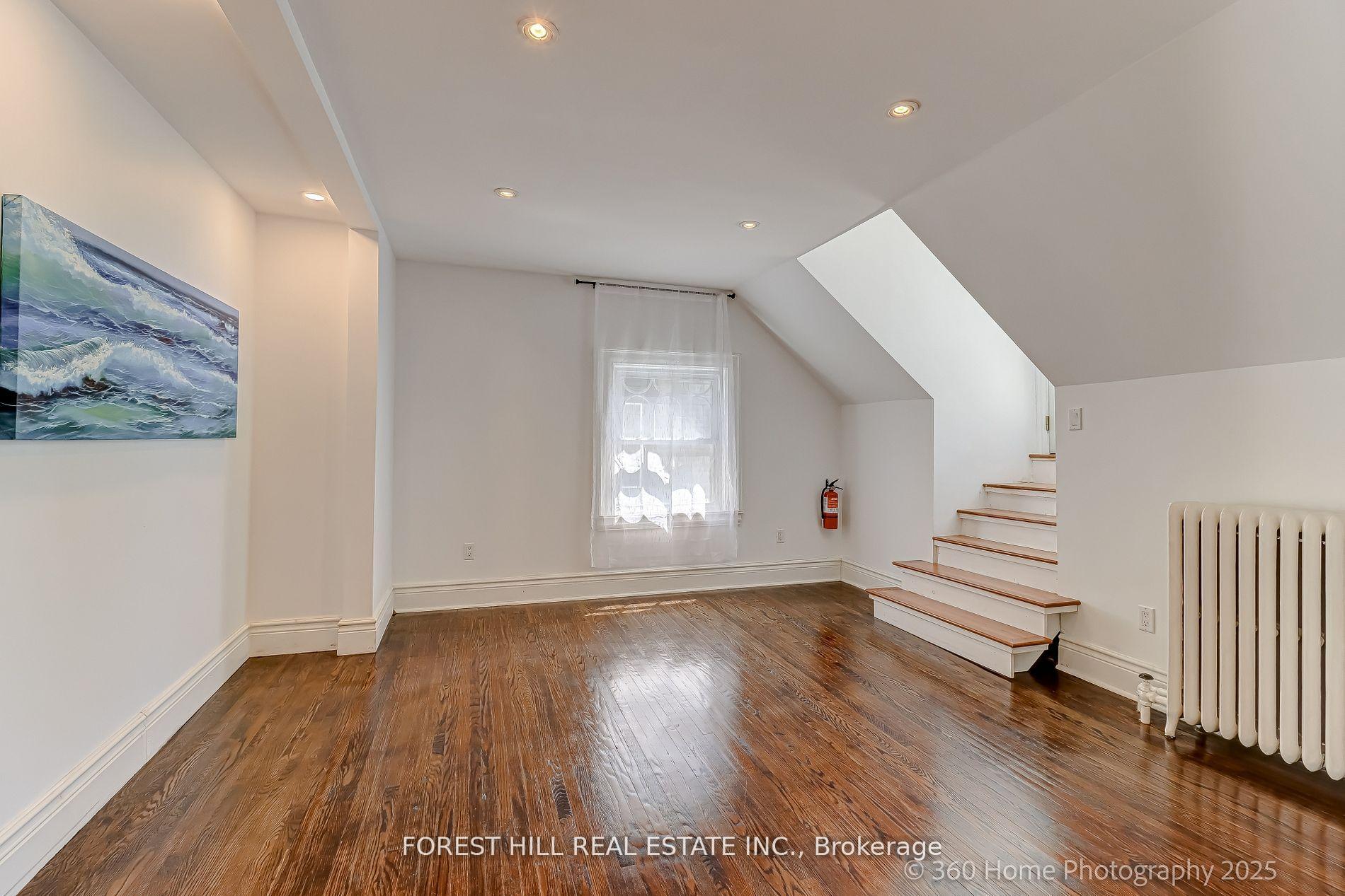 Photo 22 of 379 Huron Street, Toronto, University — HOMEH