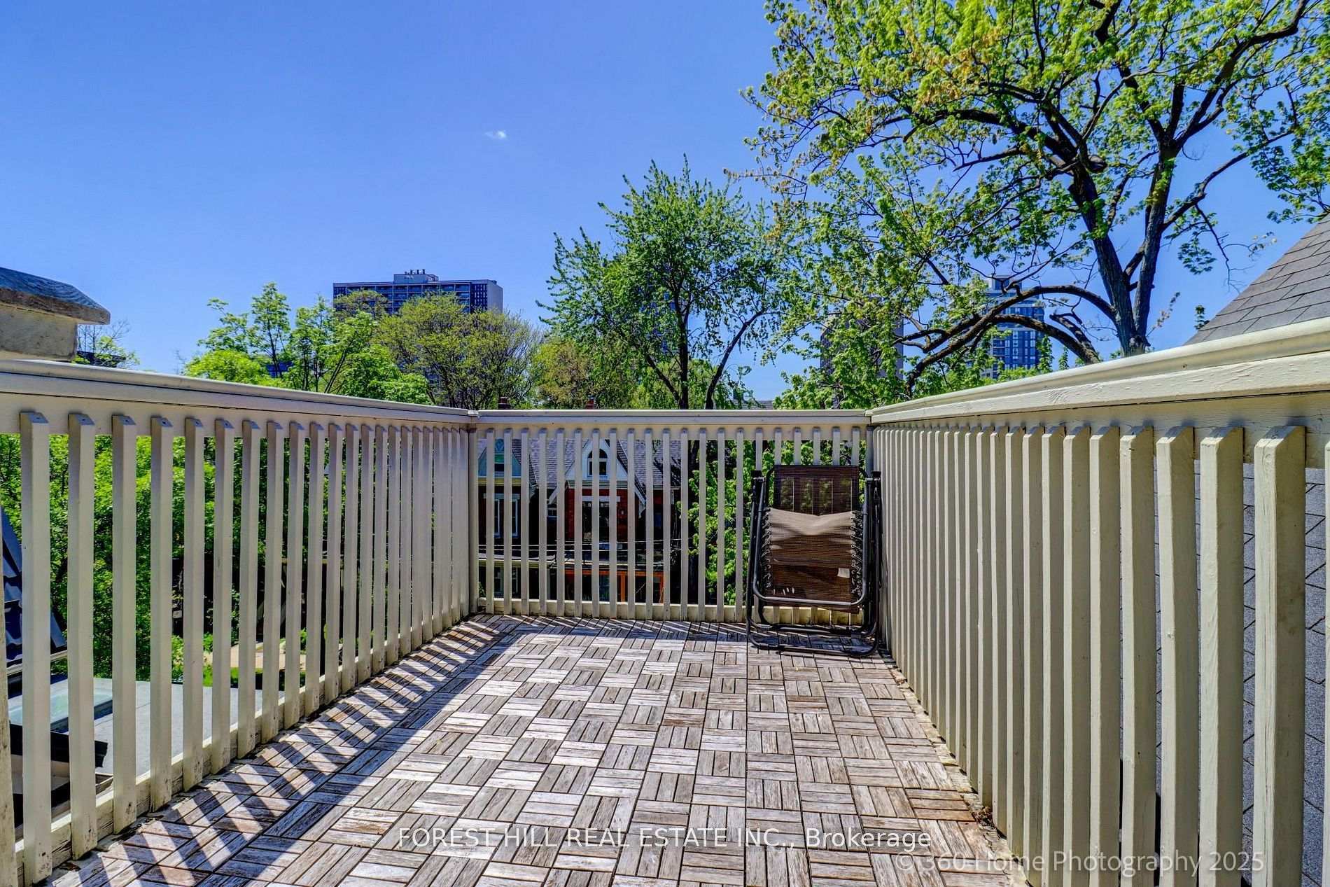 Photo 23 of 379 Huron Street, Toronto, University — HOMEH