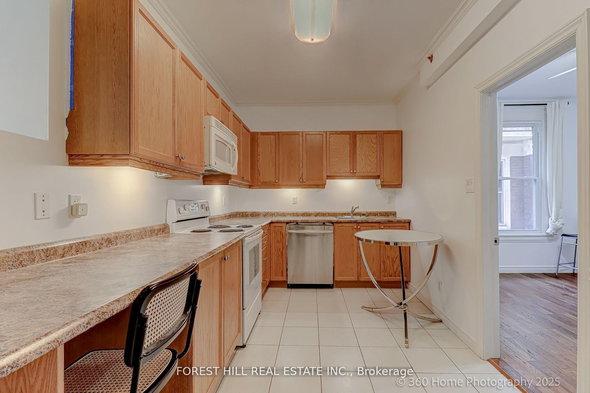Photo 31 of 379 Huron Street, Toronto, University — HOMEH