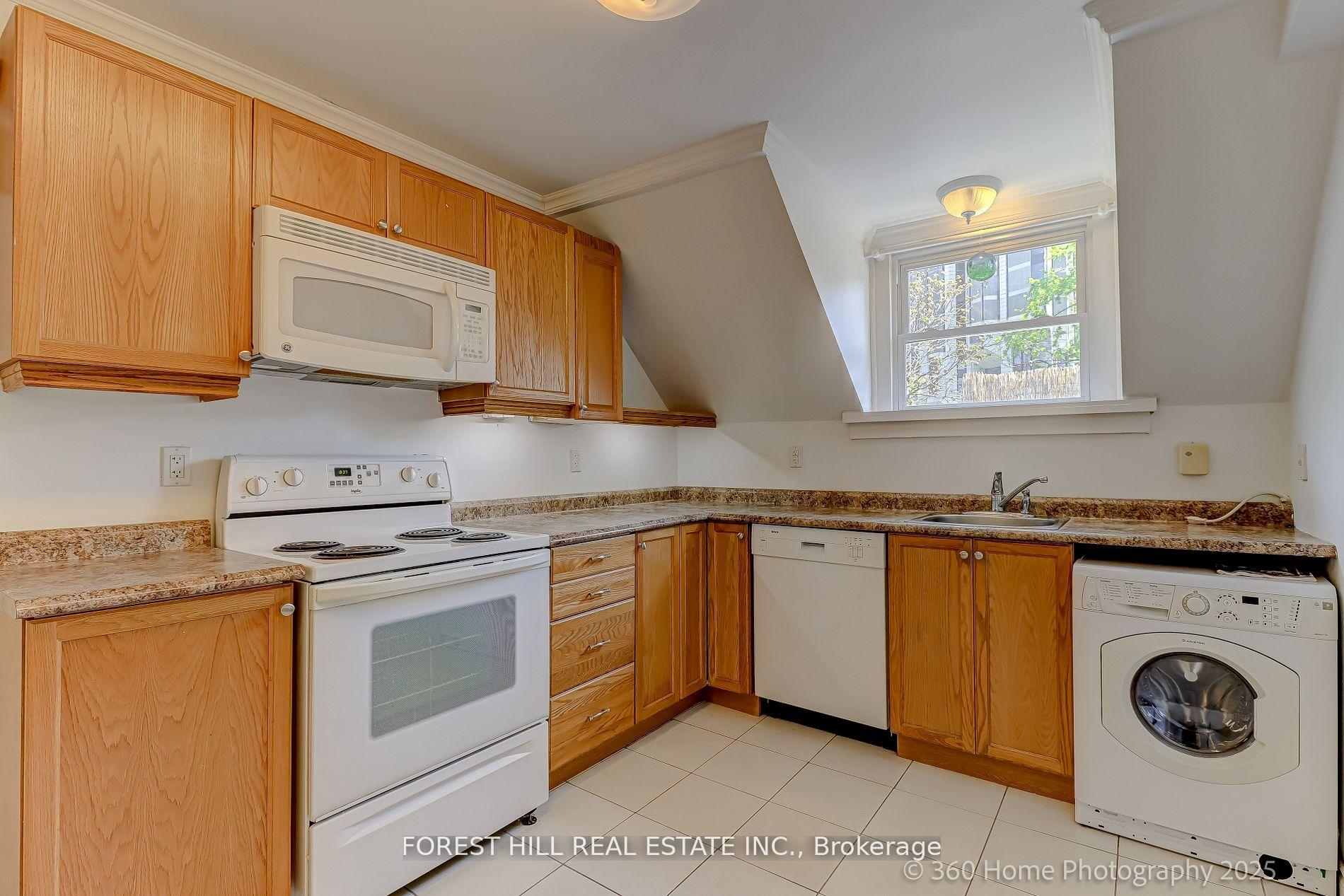 Photo 33 of 379 Huron Street, Toronto, University — HOMEH