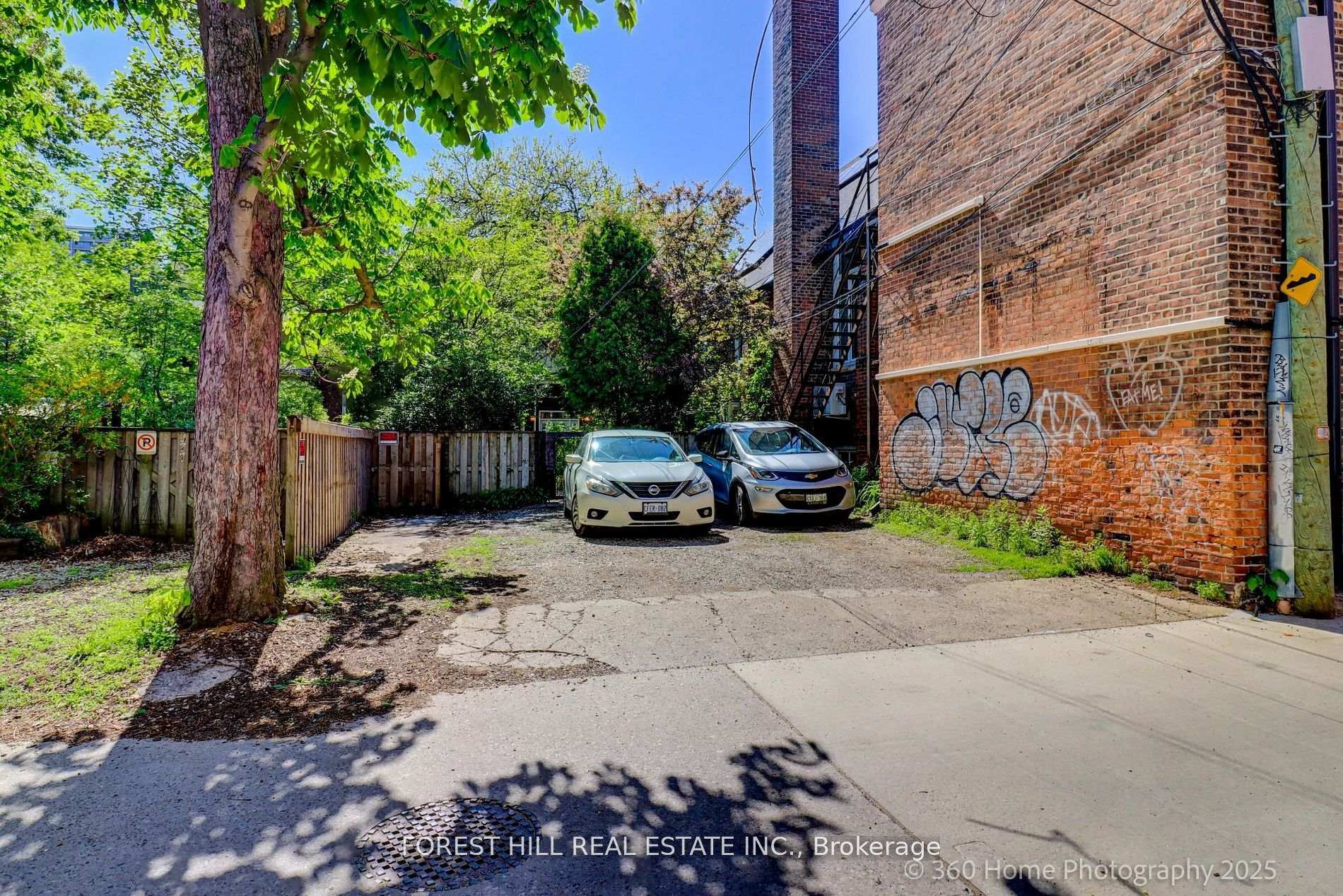 Photo 40 of 379 Huron Street, Toronto, University — HOMEH