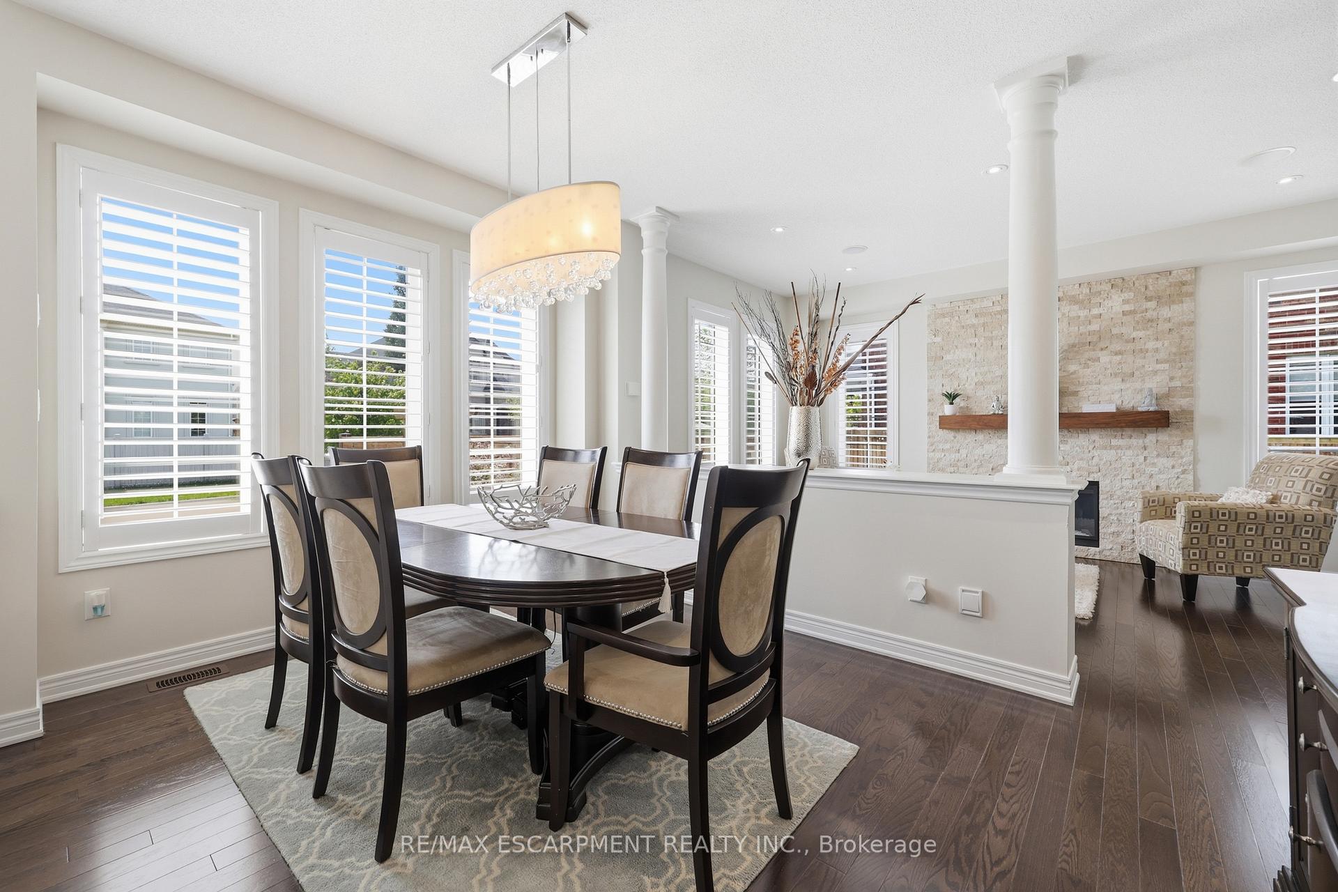 Photo 8 of 4645 Doug Wright Drive, Burlington, Alton — HOMEH