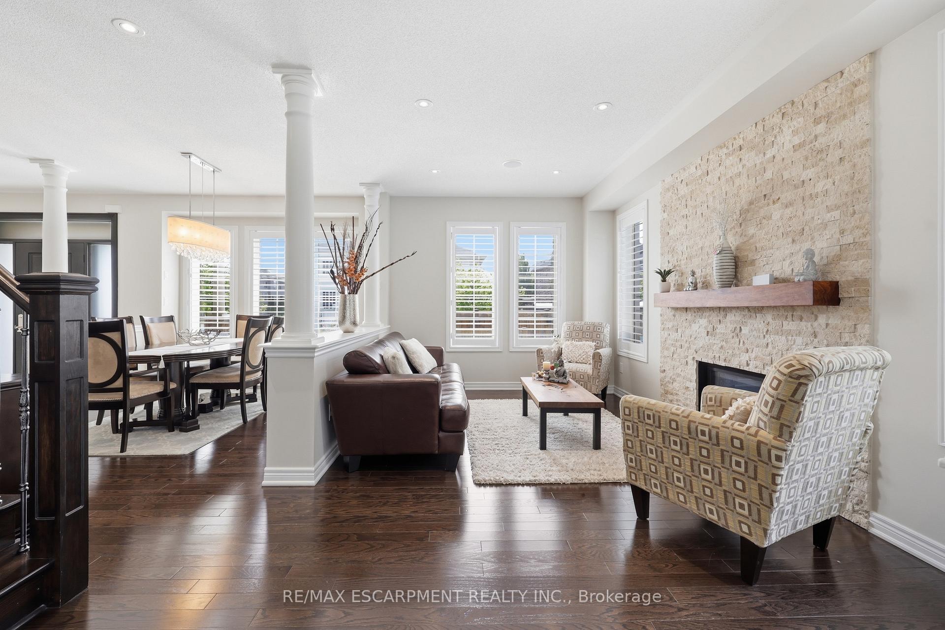 Photo 12 of 4645 Doug Wright Drive, Burlington, Alton — HOMEH