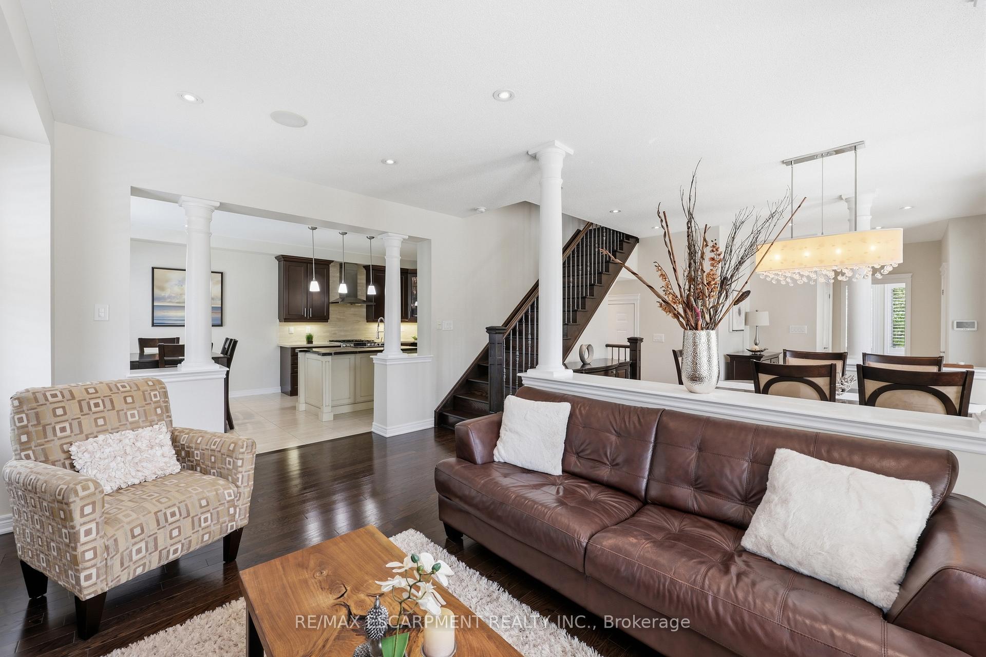 Photo 13 of 4645 Doug Wright Drive, Burlington, Alton — HOMEH