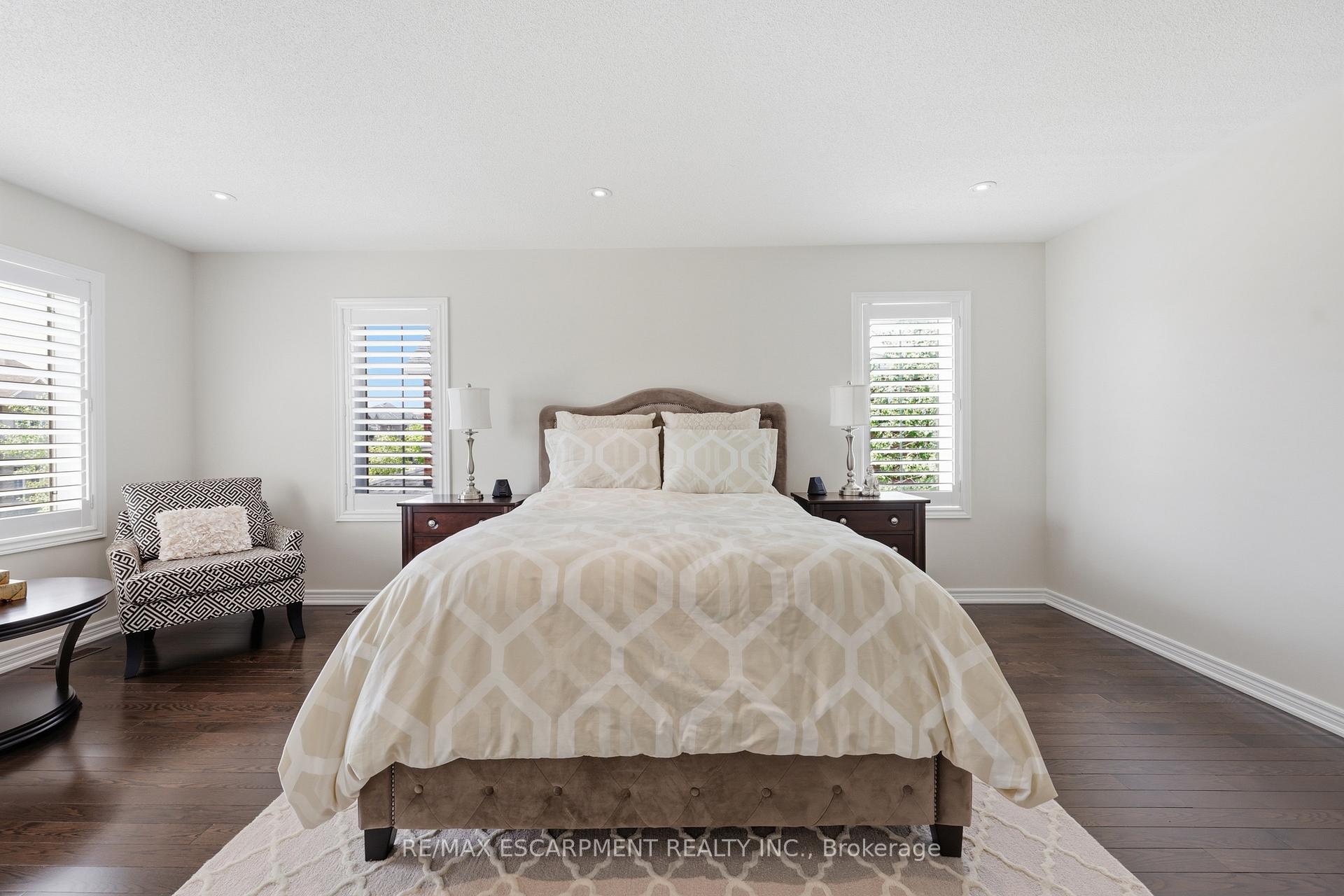 Photo 21 of 4645 Doug Wright Drive, Burlington, Alton — HOMEH