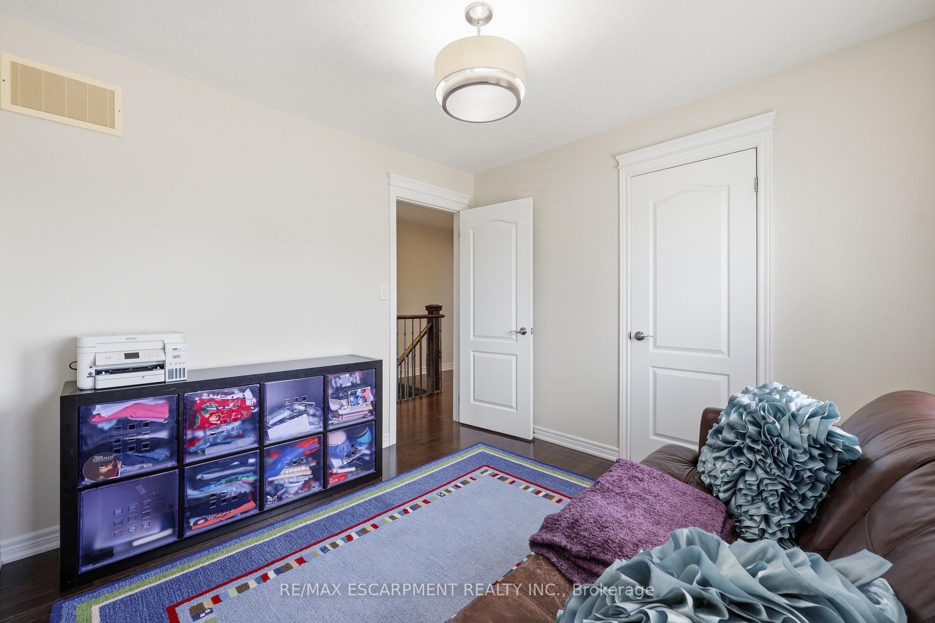 Photo 26 of 4645 Doug Wright Drive, Burlington, Alton — HOMEH