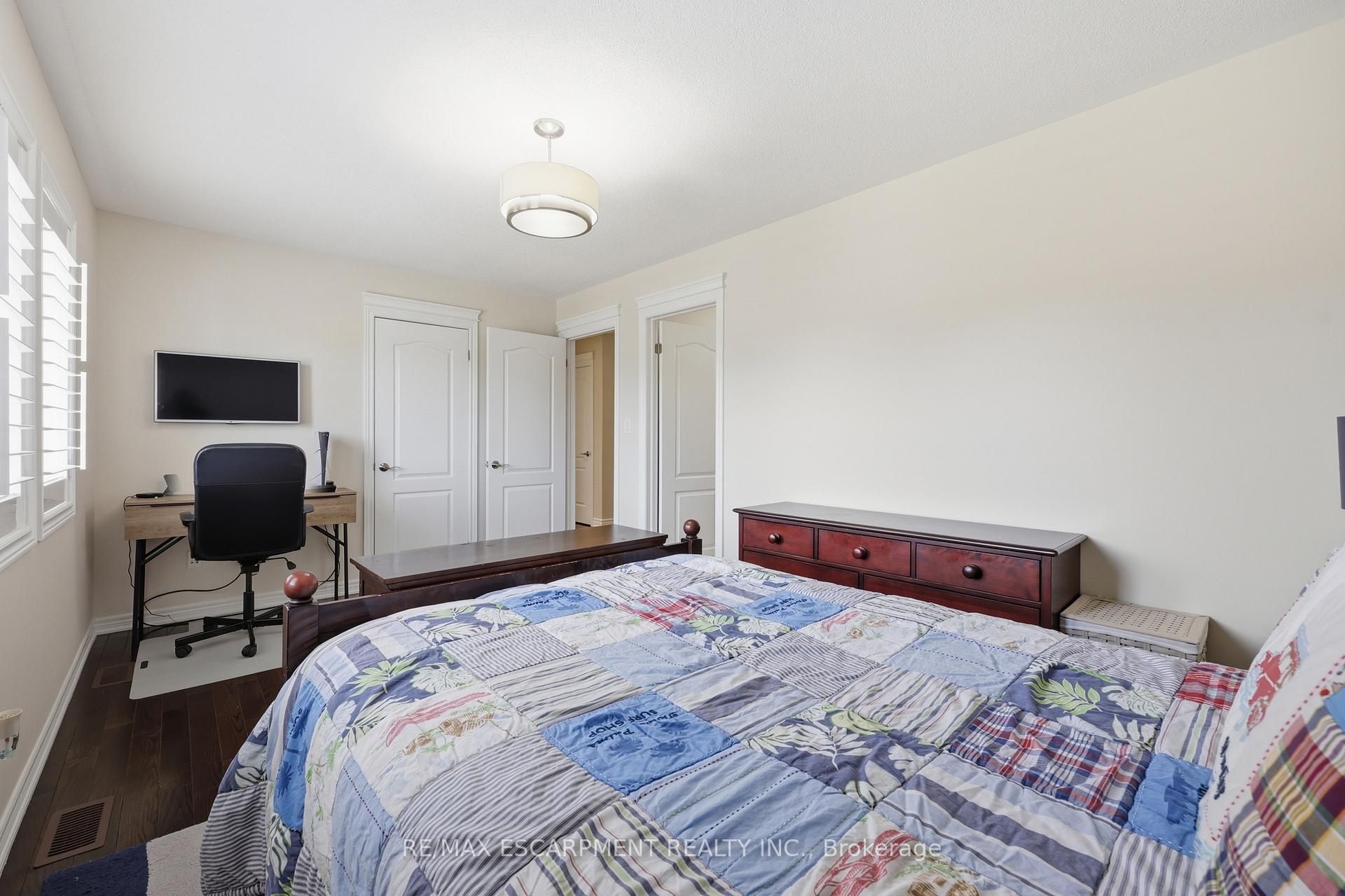 Photo 28 of 4645 Doug Wright Drive, Burlington, Alton — HOMEH