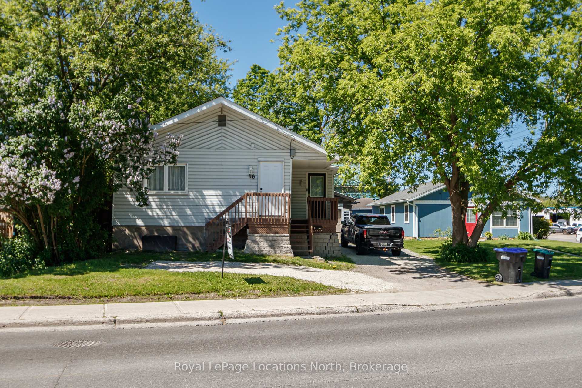 Photo 1 of 46 Fourth Street W, Midland — HOMEH