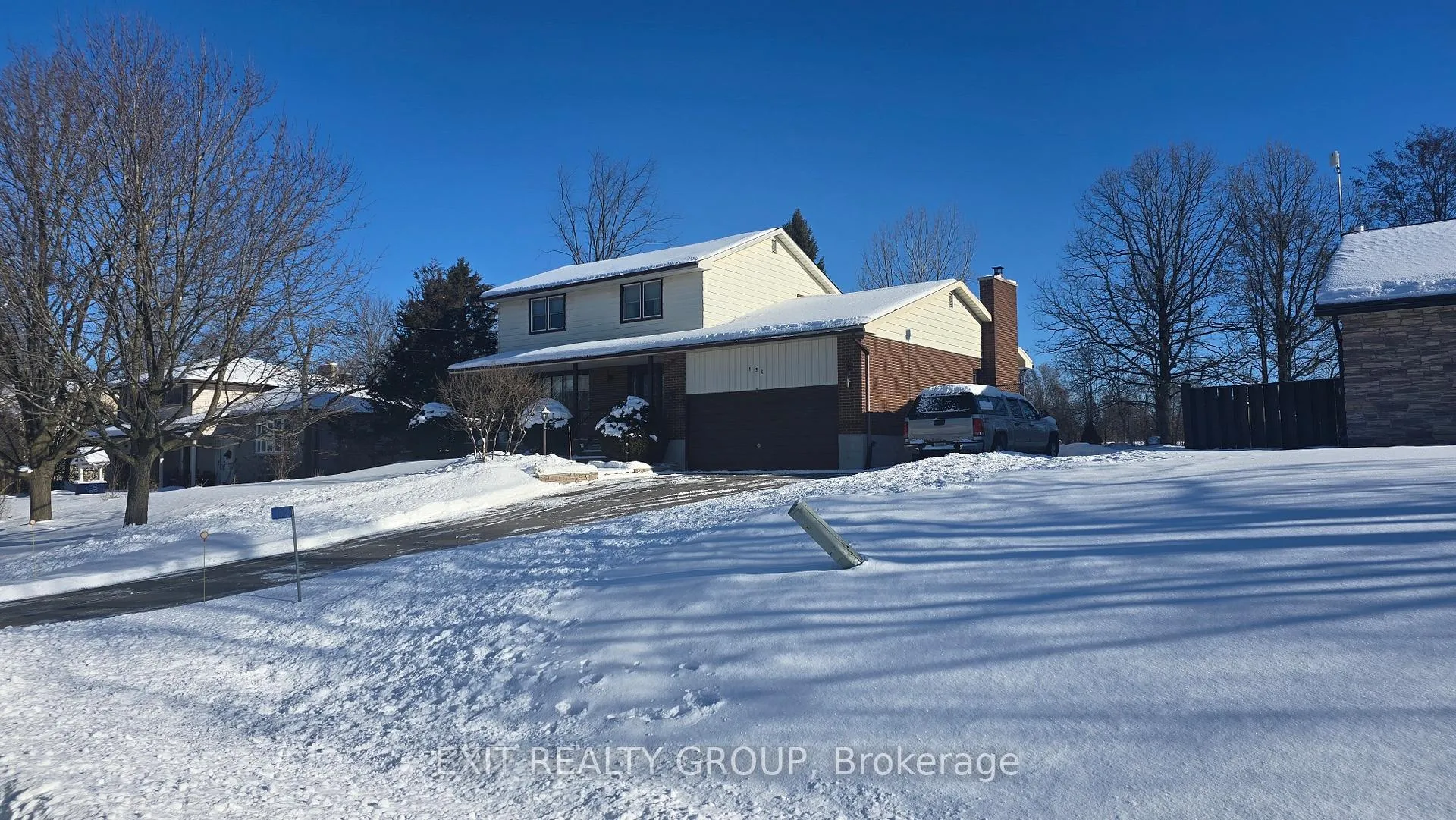 Photo 2 of 152 Chatterton Valley Crescent, Quinte West, Sidney Ward — HOMEH