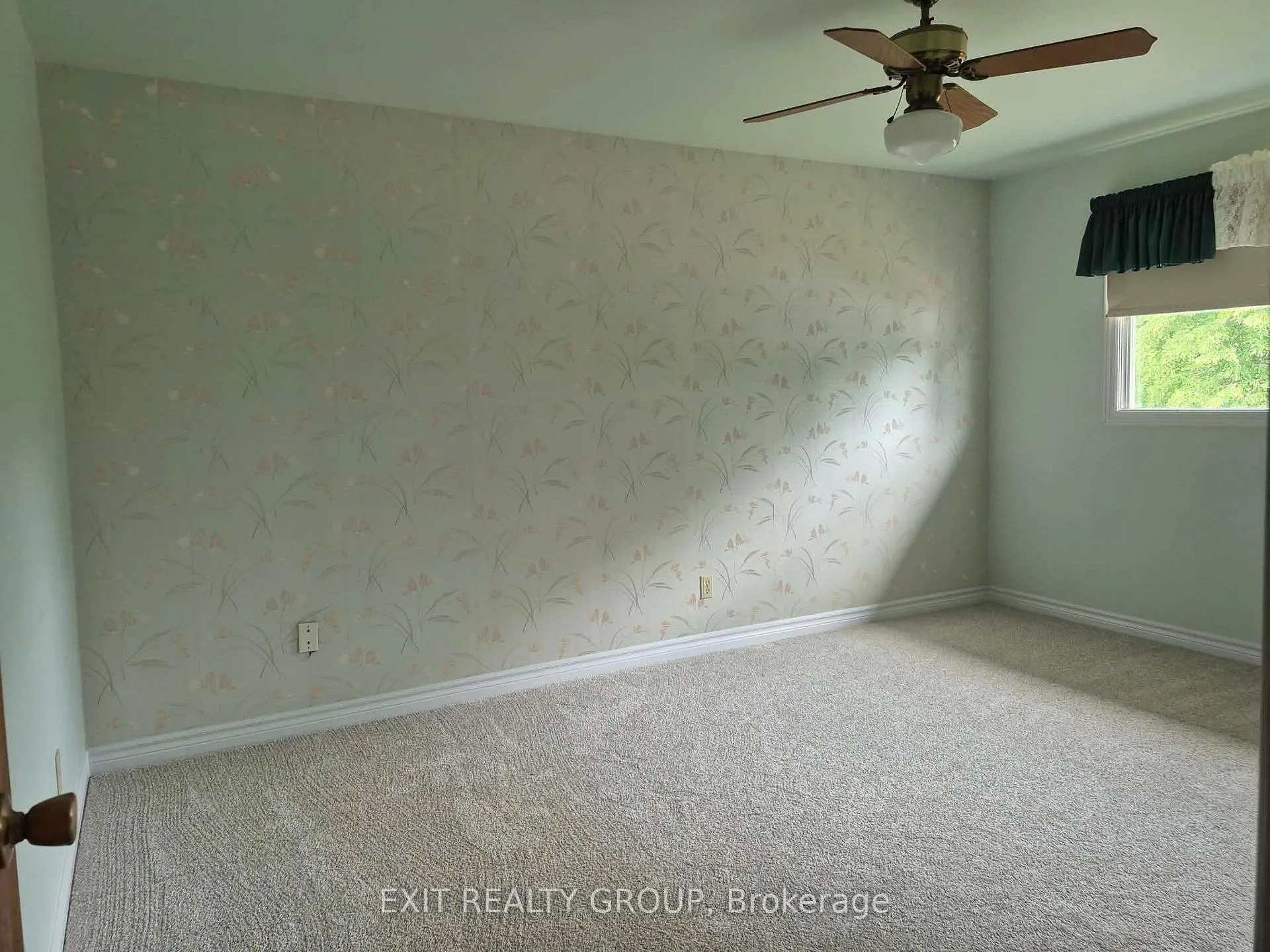 Photo 32 of 152 Chatterton Valley Crescent, Quinte West, Sidney Ward — HOMEH