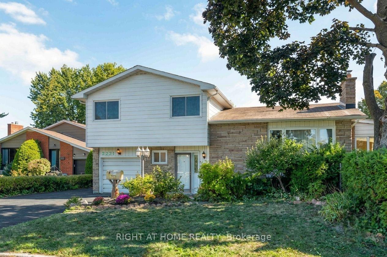 Photo 2 of 2221 Circle Place, Ottawa, Elmvale Acres/Urbandale — HOMEH