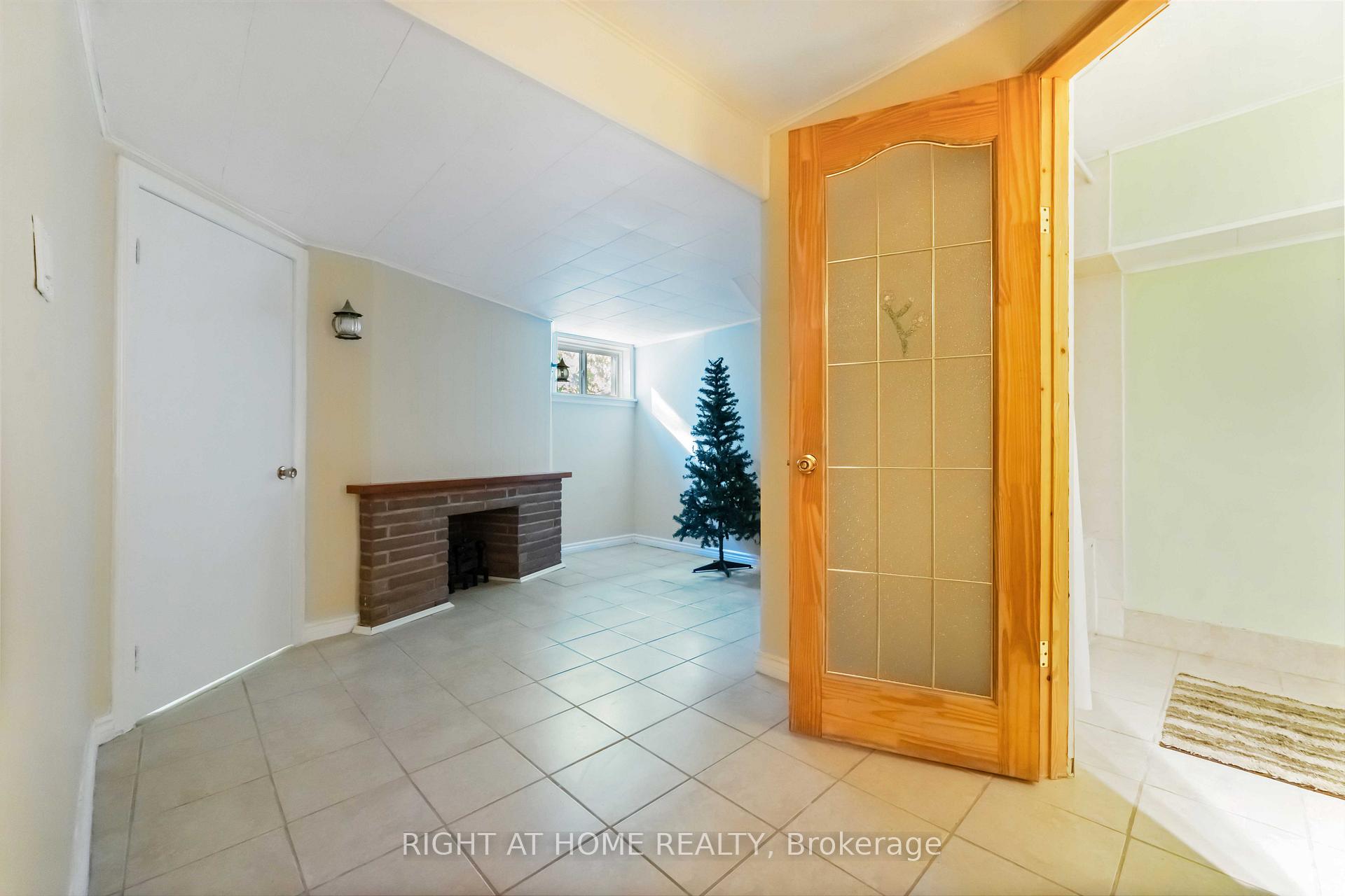 Photo 23 of 2221 Circle Place, Ottawa, Elmvale Acres/Urbandale — HOMEH