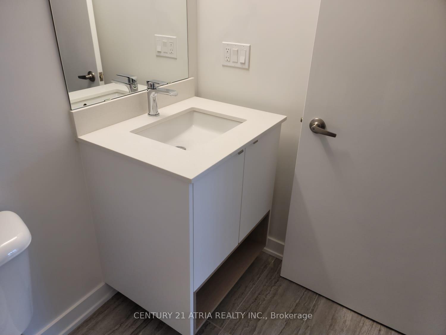Photo 7 of Unit B522, 1119 Cooke Boulevard, Burlington, LaSalle — HOMEH