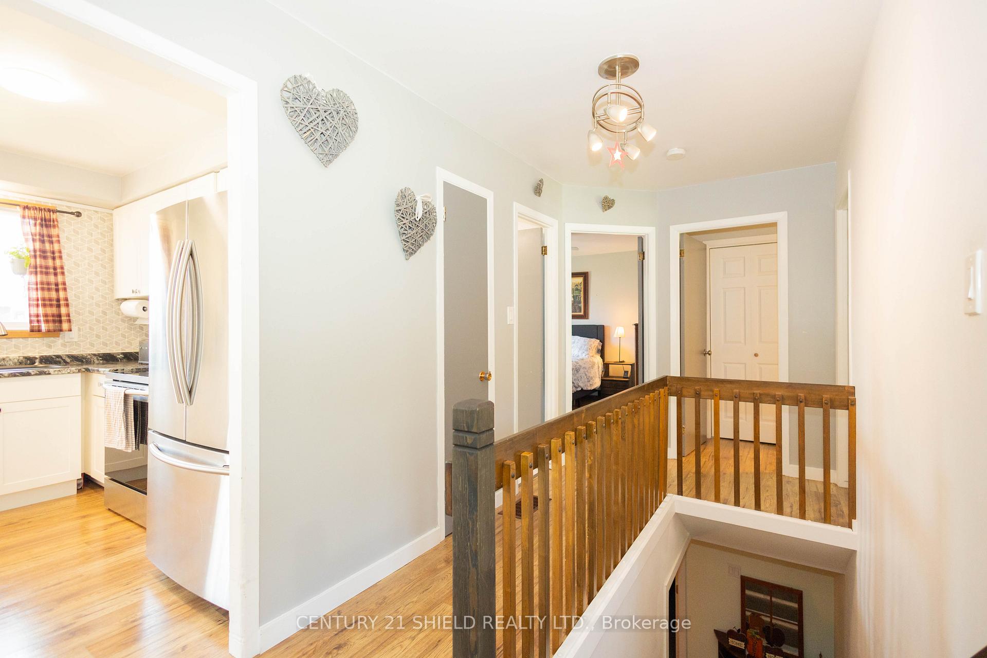 Photo 12 of 610 Dundas Crescent, Cornwall, Cornwall — HOMEH