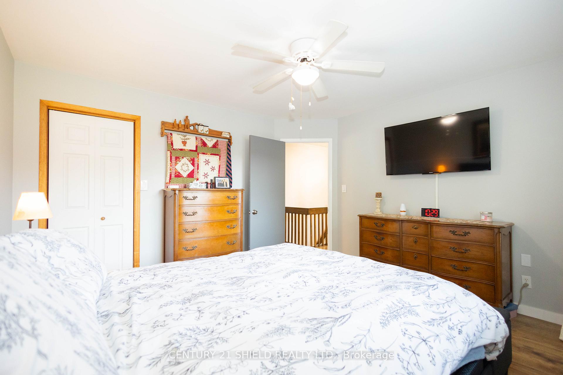 Photo 18 of 610 Dundas Crescent, Cornwall, Cornwall — HOMEH