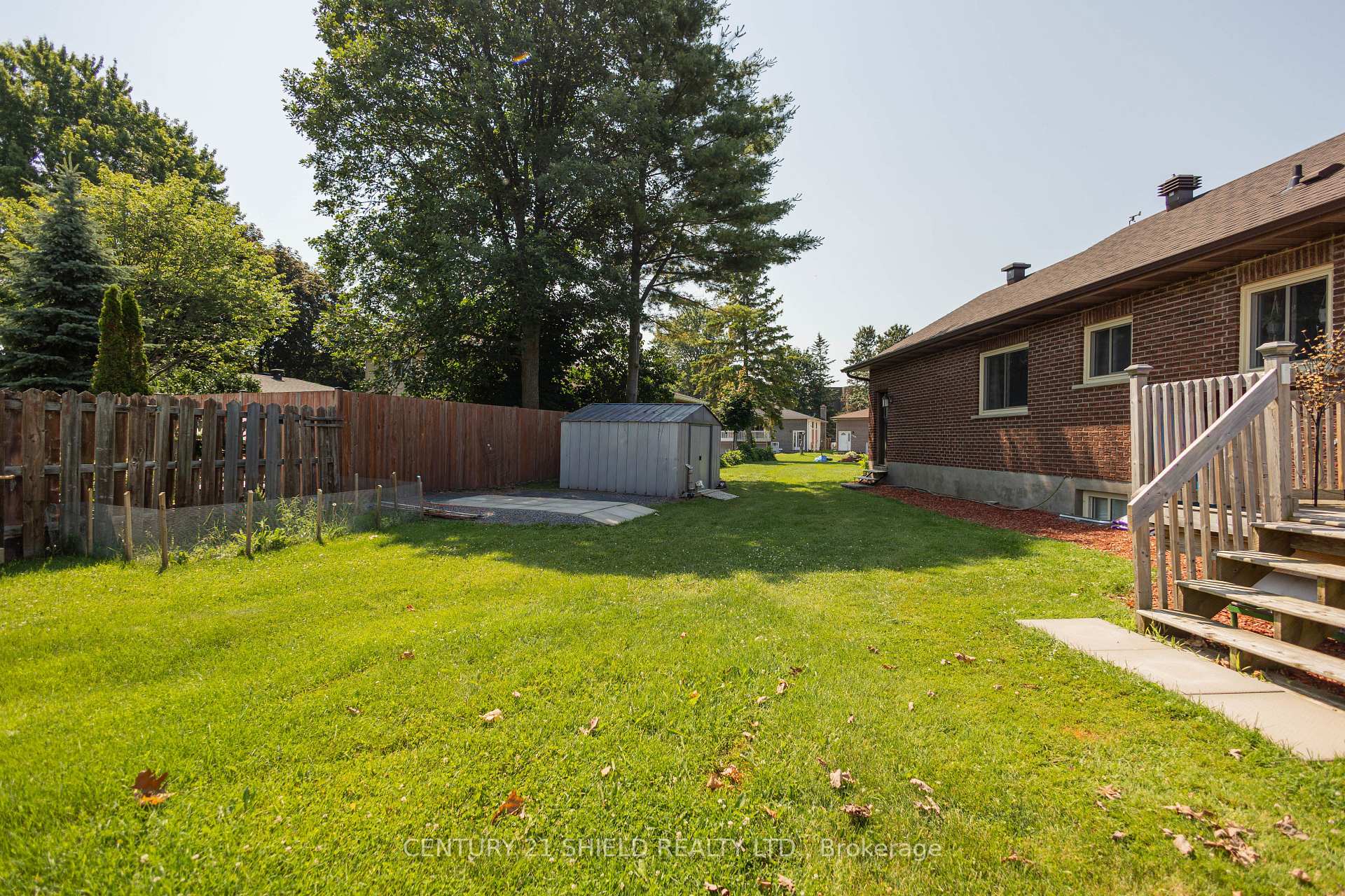 Photo 41 of 610 Dundas Crescent, Cornwall, Cornwall — HOMEH