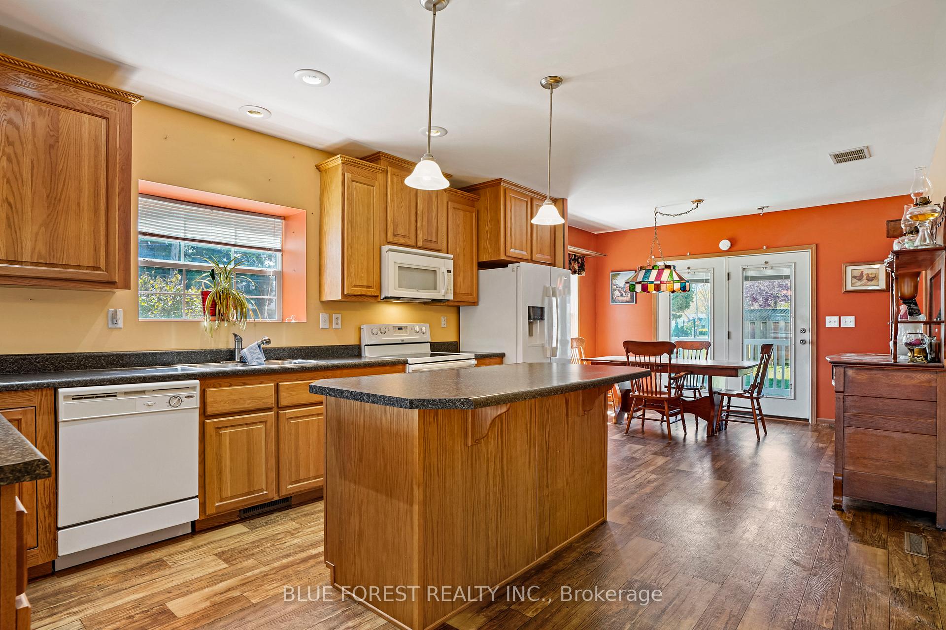 Photo 13 of 173 Harper Street, West Elgin, Rodney — HOMEH
