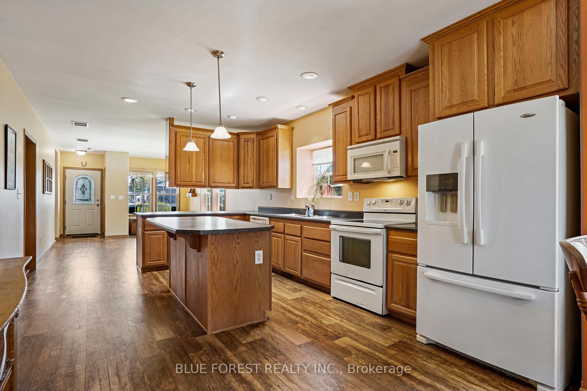 Photo 14 of 173 Harper Street, West Elgin, Rodney — HOMEH