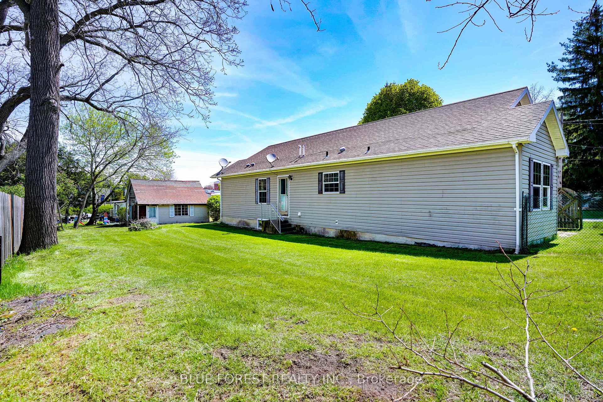 Photo 41 of 173 Harper Street, West Elgin, Rodney — HOMEH