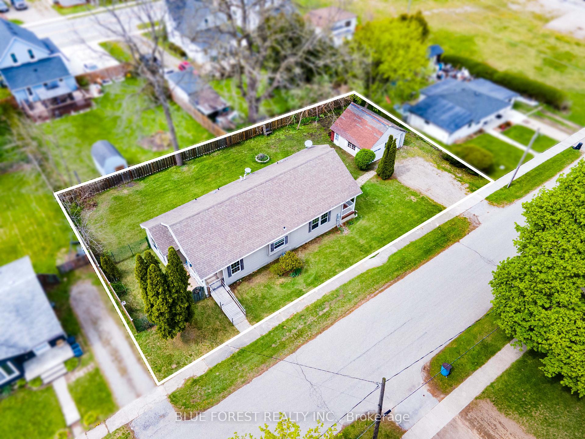Photo 44 of 173 Harper Street, West Elgin, Rodney — HOMEH