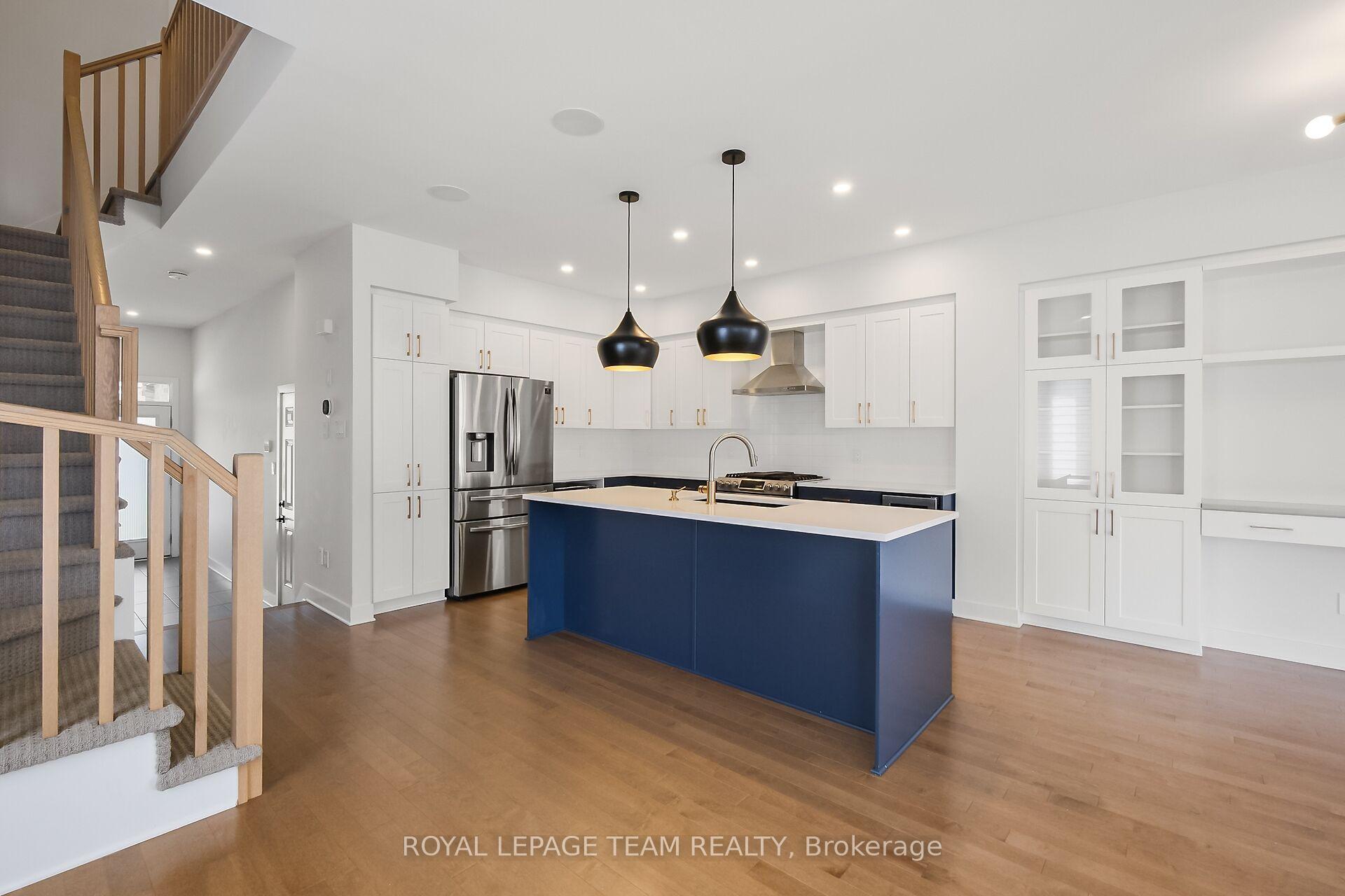 Photo 7 of 799 Cairn Crescent, Ottawa, Mer Bleue/Bradley Estates/Anderson Park — HOMEH