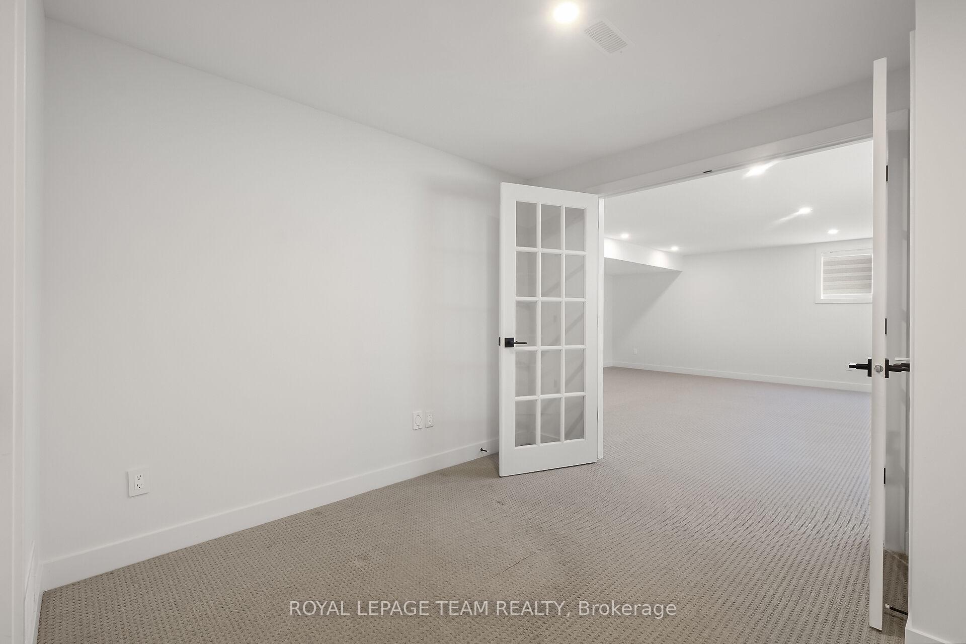 Photo 10 of 799 Cairn Crescent, Ottawa, Mer Bleue/Bradley Estates/Anderson Park — HOMEH