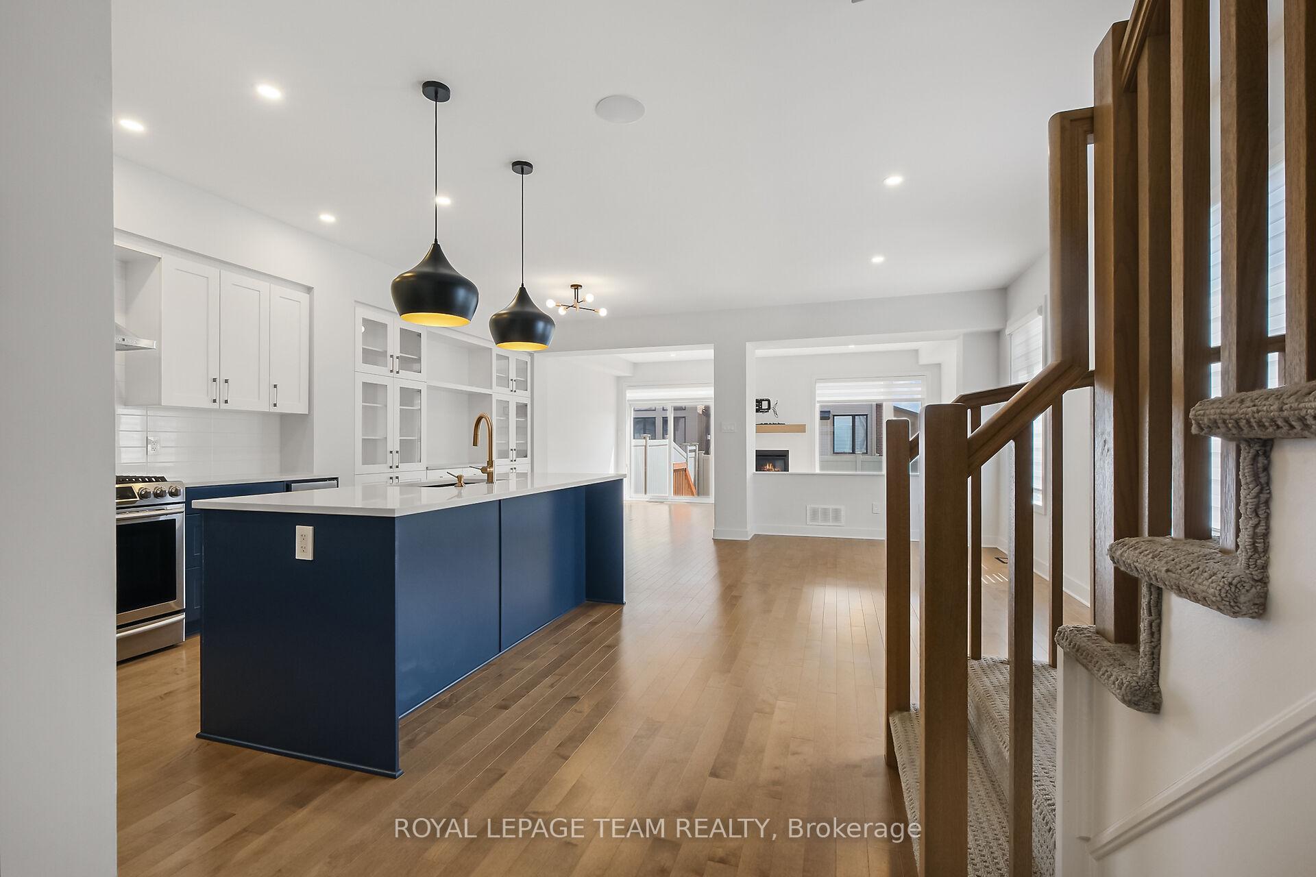 Photo 17 of 799 Cairn Crescent, Ottawa, Mer Bleue/Bradley Estates/Anderson Park — HOMEH