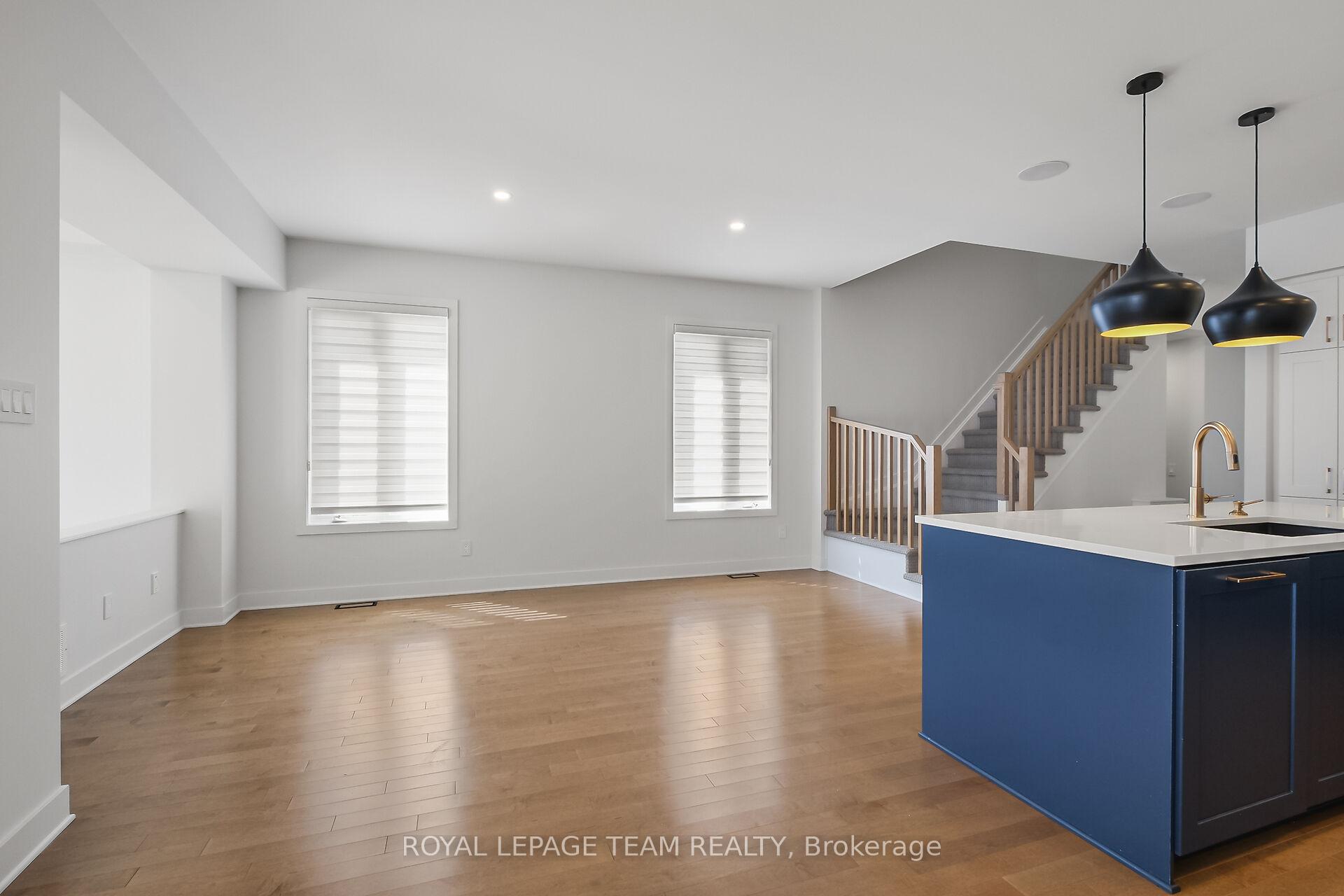 Photo 21 of 799 Cairn Crescent, Ottawa, Mer Bleue/Bradley Estates/Anderson Park — HOMEH