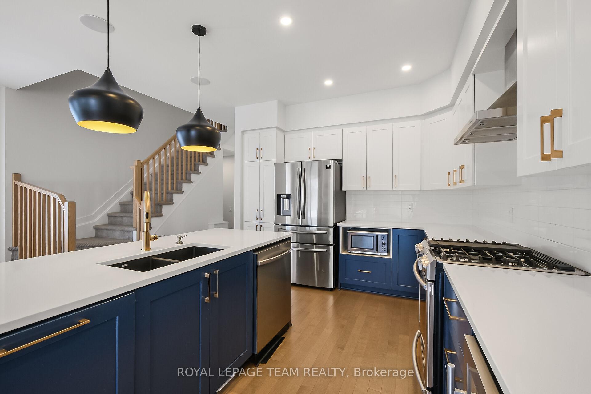 Photo 29 of 799 Cairn Crescent, Ottawa, Mer Bleue/Bradley Estates/Anderson Park — HOMEH