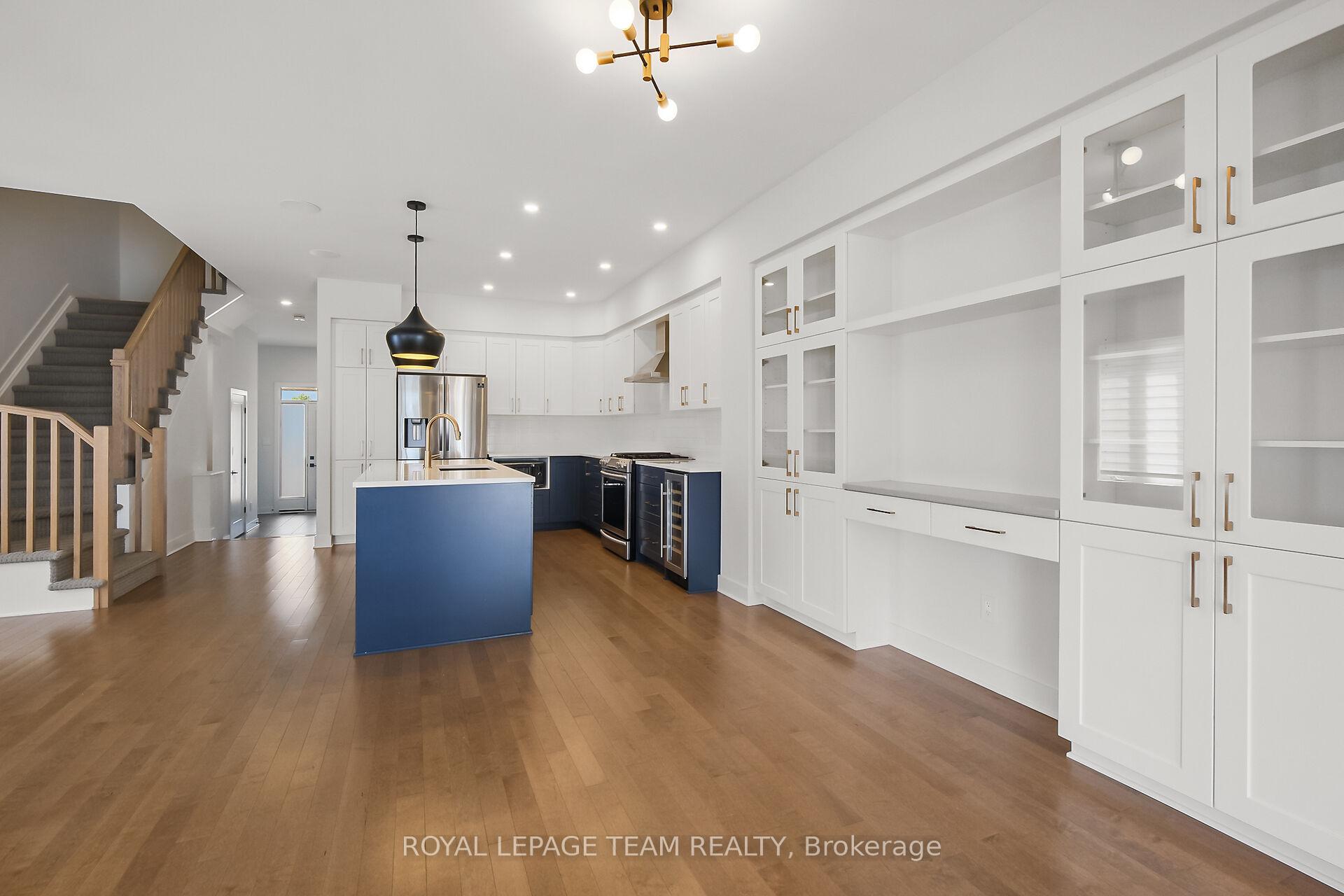 Photo 33 of 799 Cairn Crescent, Ottawa, Mer Bleue/Bradley Estates/Anderson Park — HOMEH