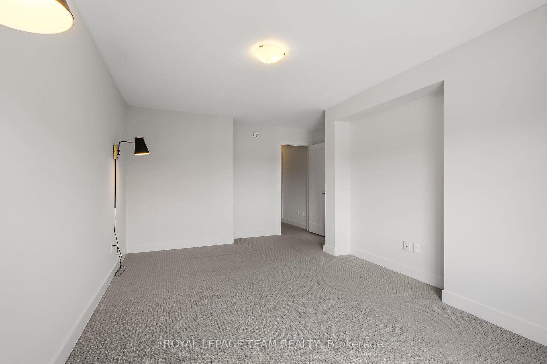 Photo 45 of 799 Cairn Crescent, Ottawa, Mer Bleue/Bradley Estates/Anderson Park — HOMEH